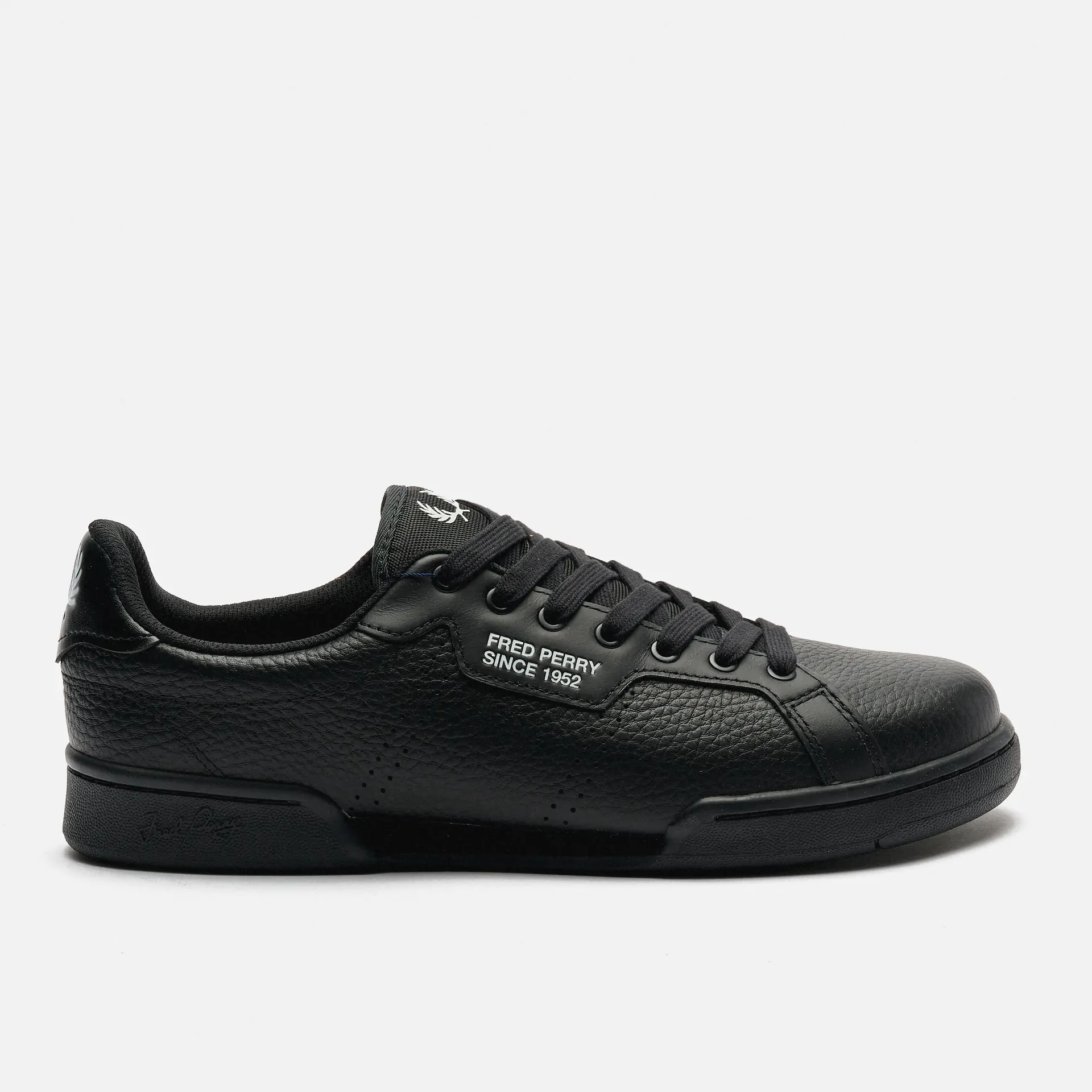 Fred Perry B722 Textured Leather Sneakers Black
