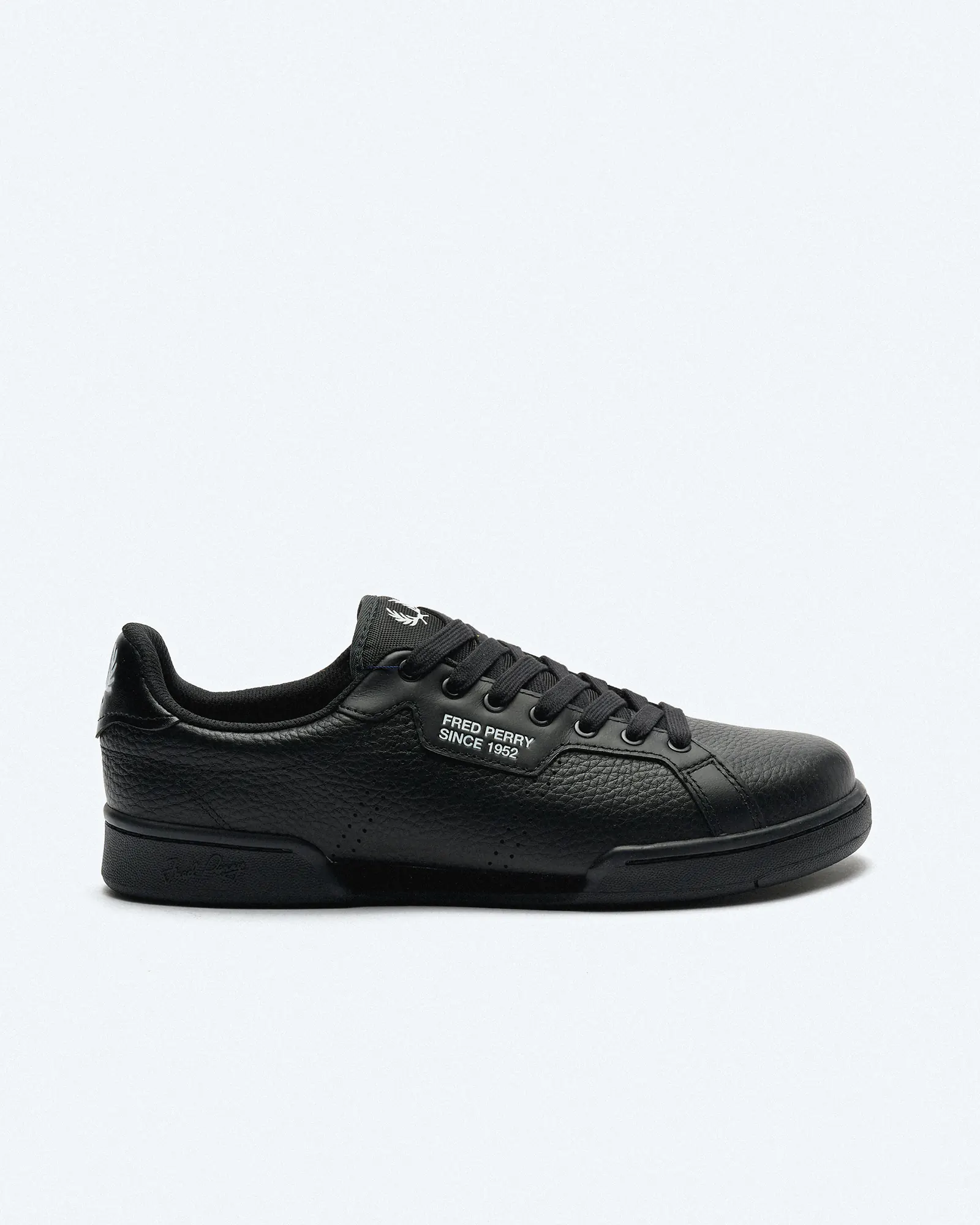 Fred Perry B722 Textured Leather Sneakers Black Fred Perry B722 Textured Leather Sneakers Black