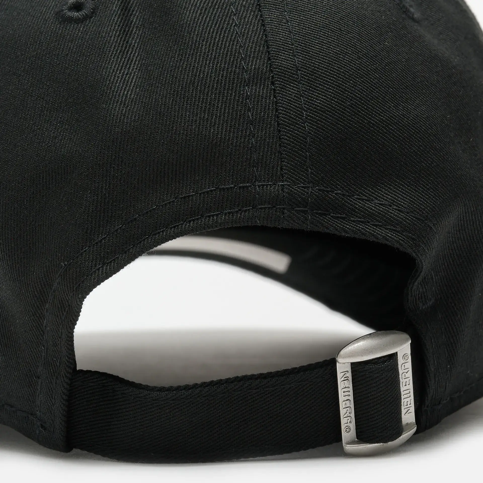 New Era MLB NY Yankees League Essential 9Forty Strapback Cap Black/TPN