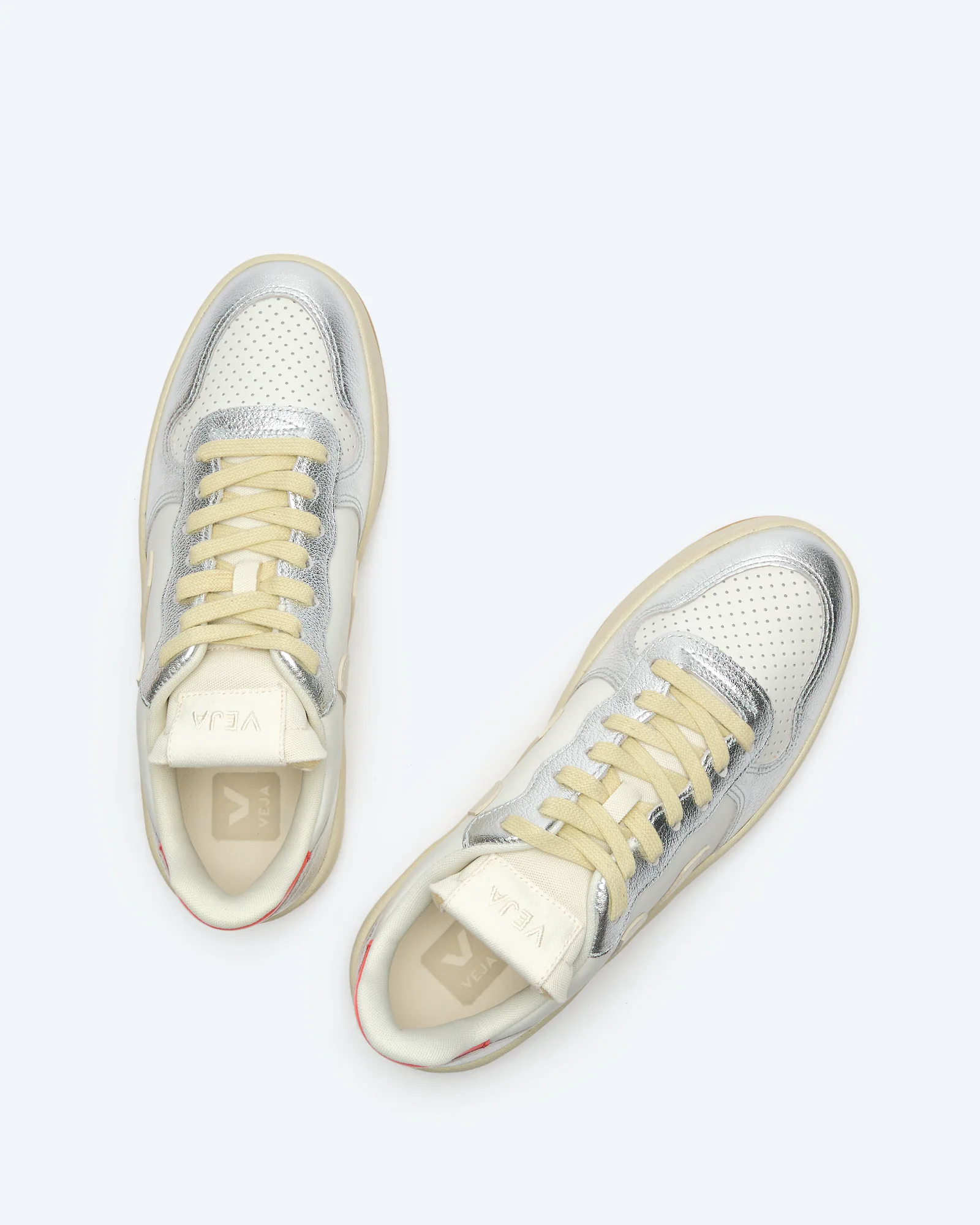 Veja Woman V-10 Prime Leather Sneaker White/Pierre/Silver