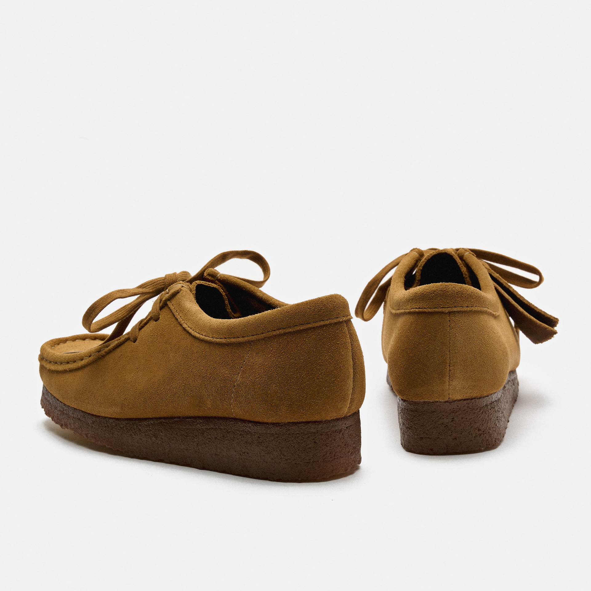 Clarks Women's Wallabee Suede Shoes Cola
