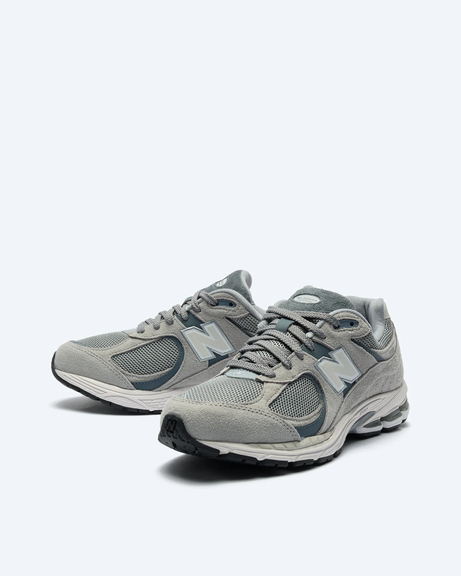 2002R Sneaker Steel