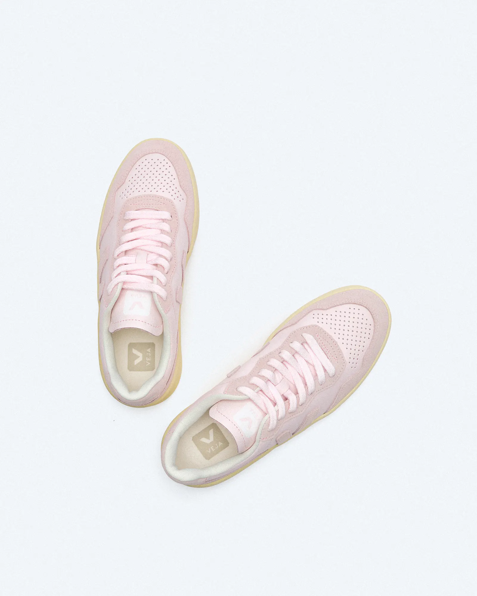 Veja V-90 O.T. Leather Sneaker Lassi/Petale Veja V-90 O.T. Leather Sneaker Lassi/Petale