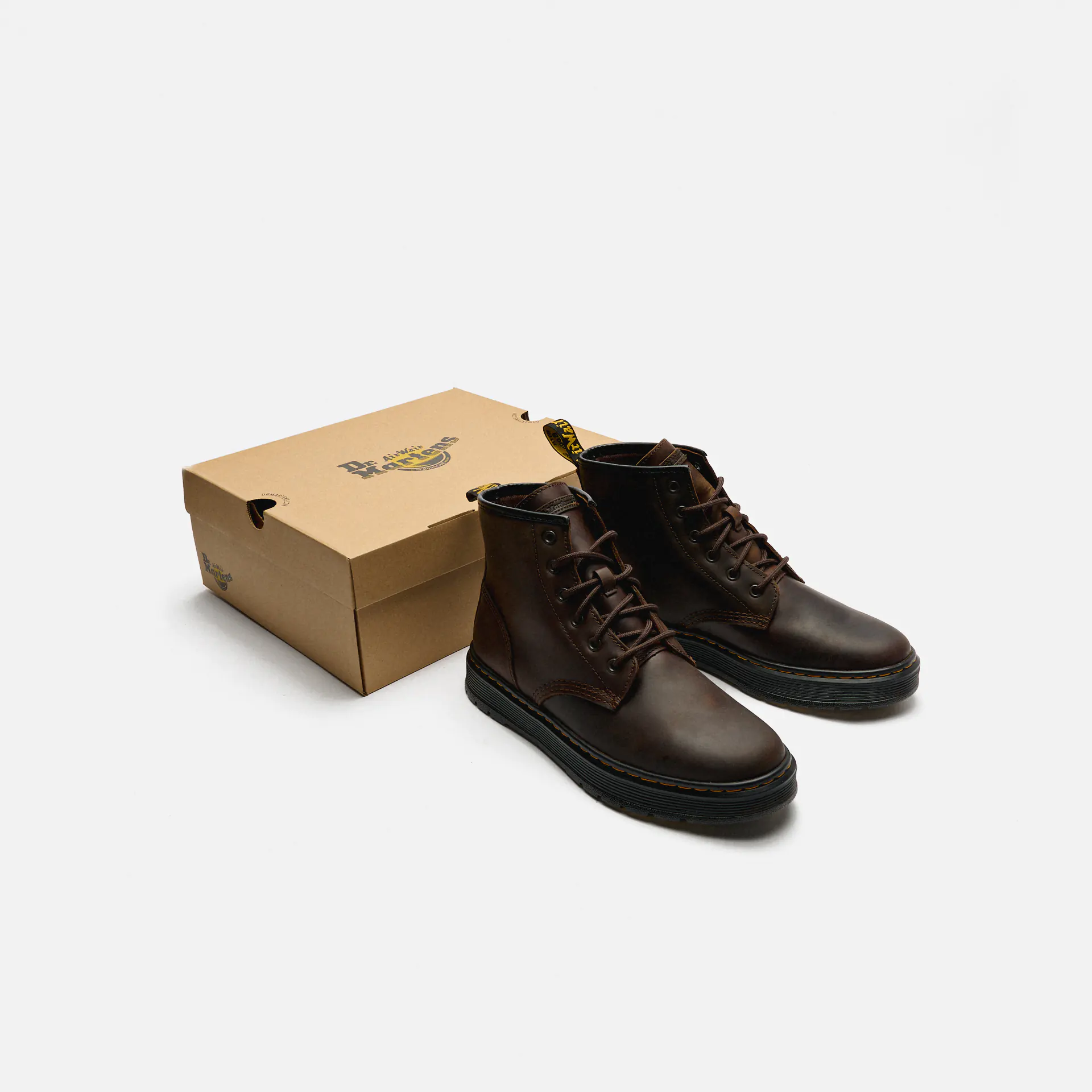Dr. Martens Brookline Chukka Lusso Boots Dark Brown