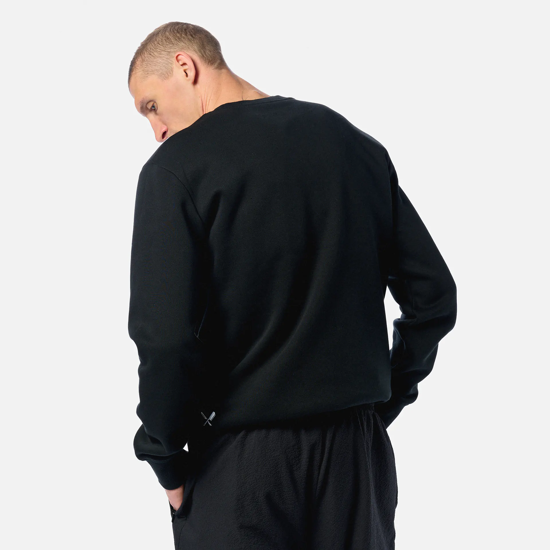 Distorted People Classic Crew Neck Sweatshirt Black