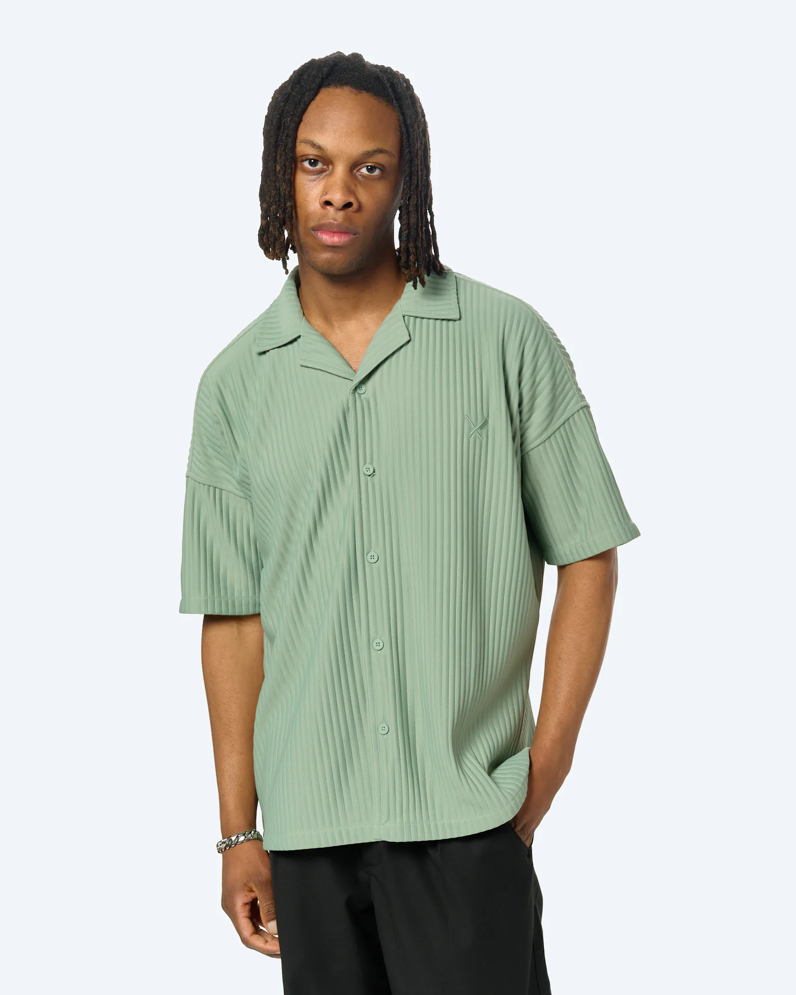 Distorted People Plissee Shirt Sage