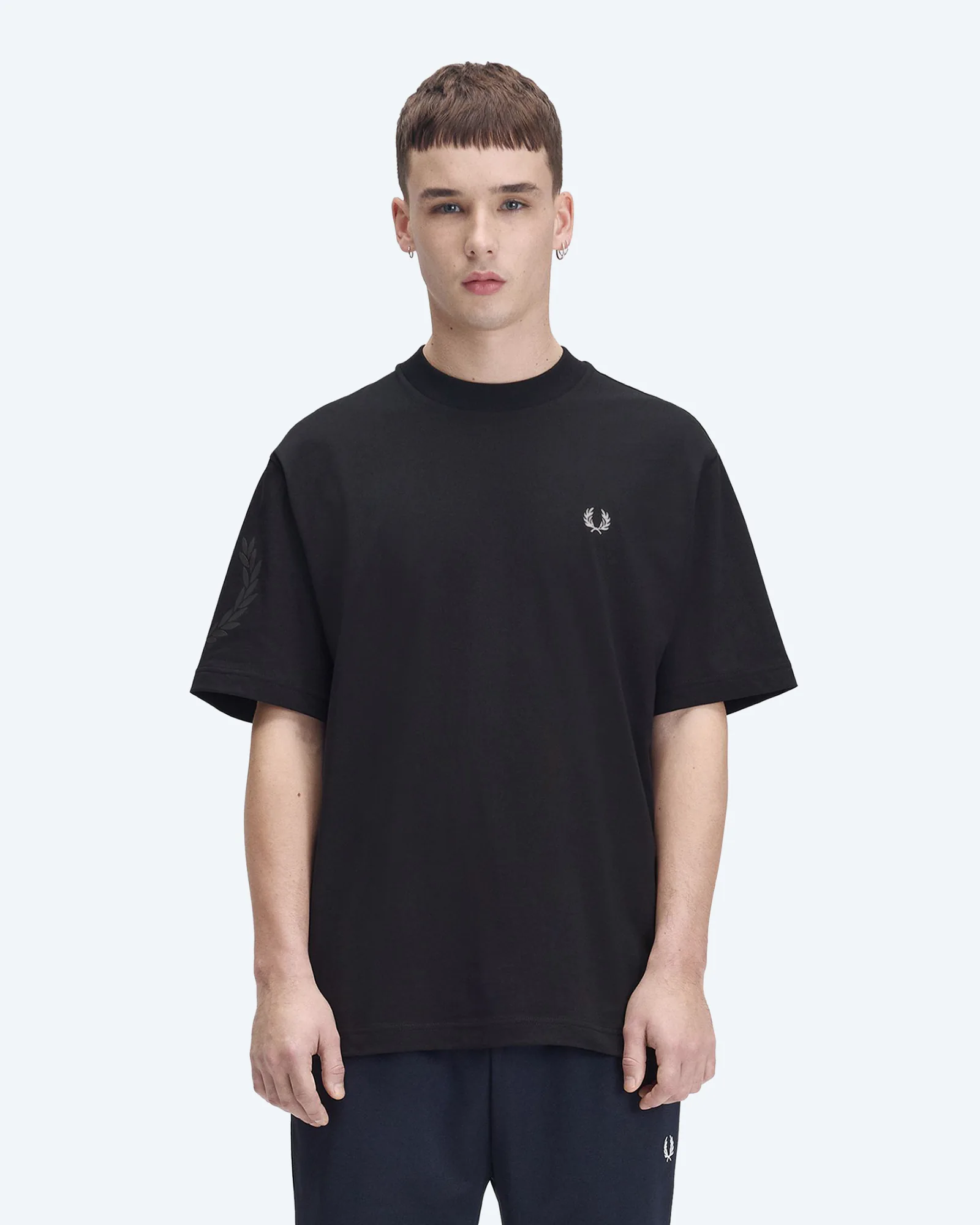 Reflective Laurel Wreath T-Shirt Black