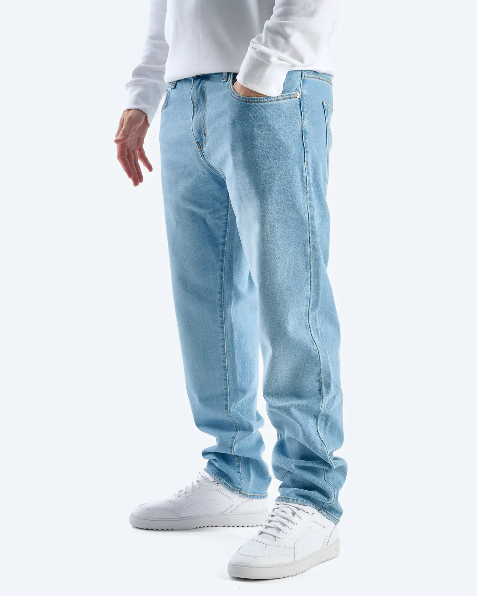 Reell Jeans Barfly Straight Fit Jeans Light Blue Stone Reell Jeans Barfly Straight Fit Jeans Light Blue Stone