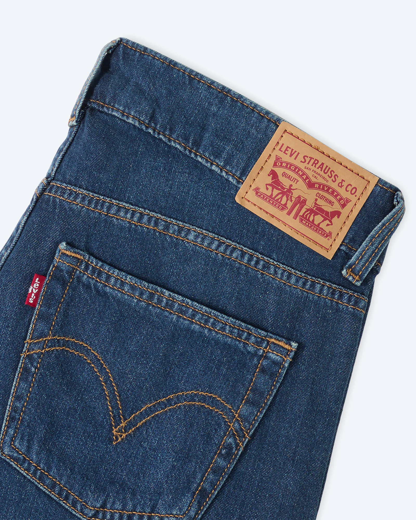 Superlow Loose Dark Indigo Worn in Jeans Grounded Optimism