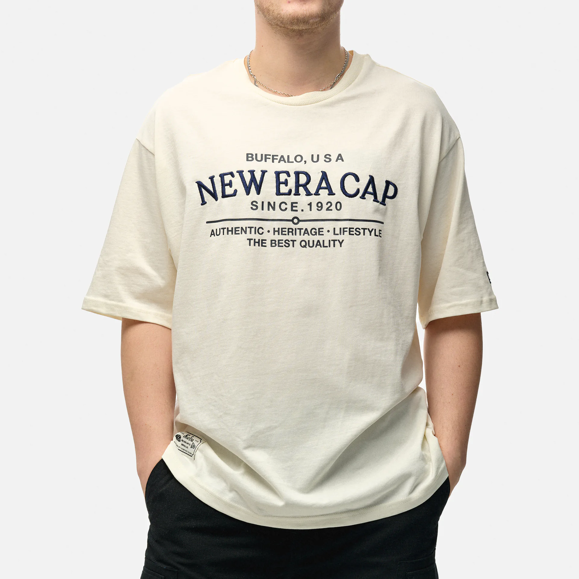 New Era Graphic CF Oversized T-Shirt Offwhite Black