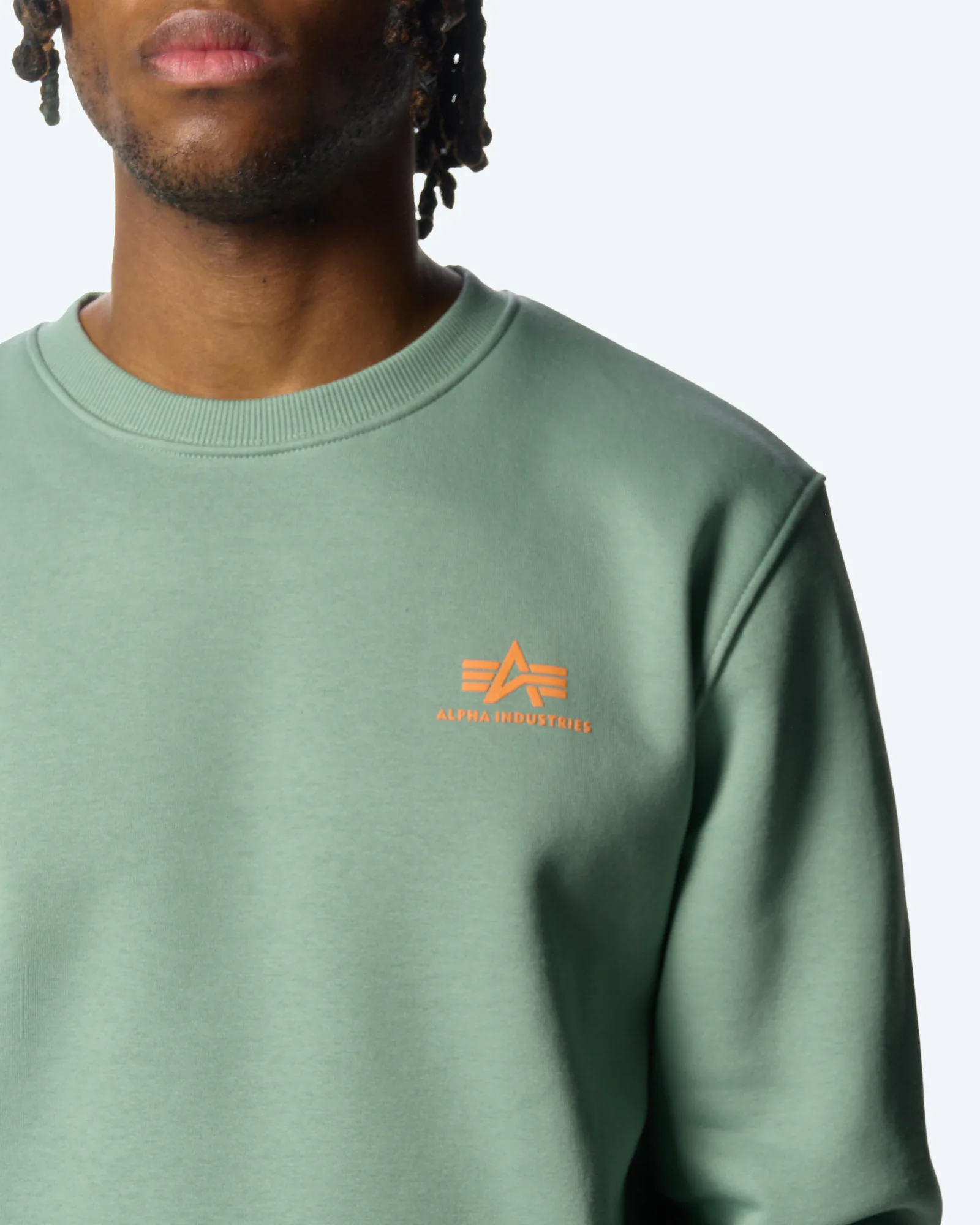 Alpha Industries Basic Sweater Small Logo Frosted Green