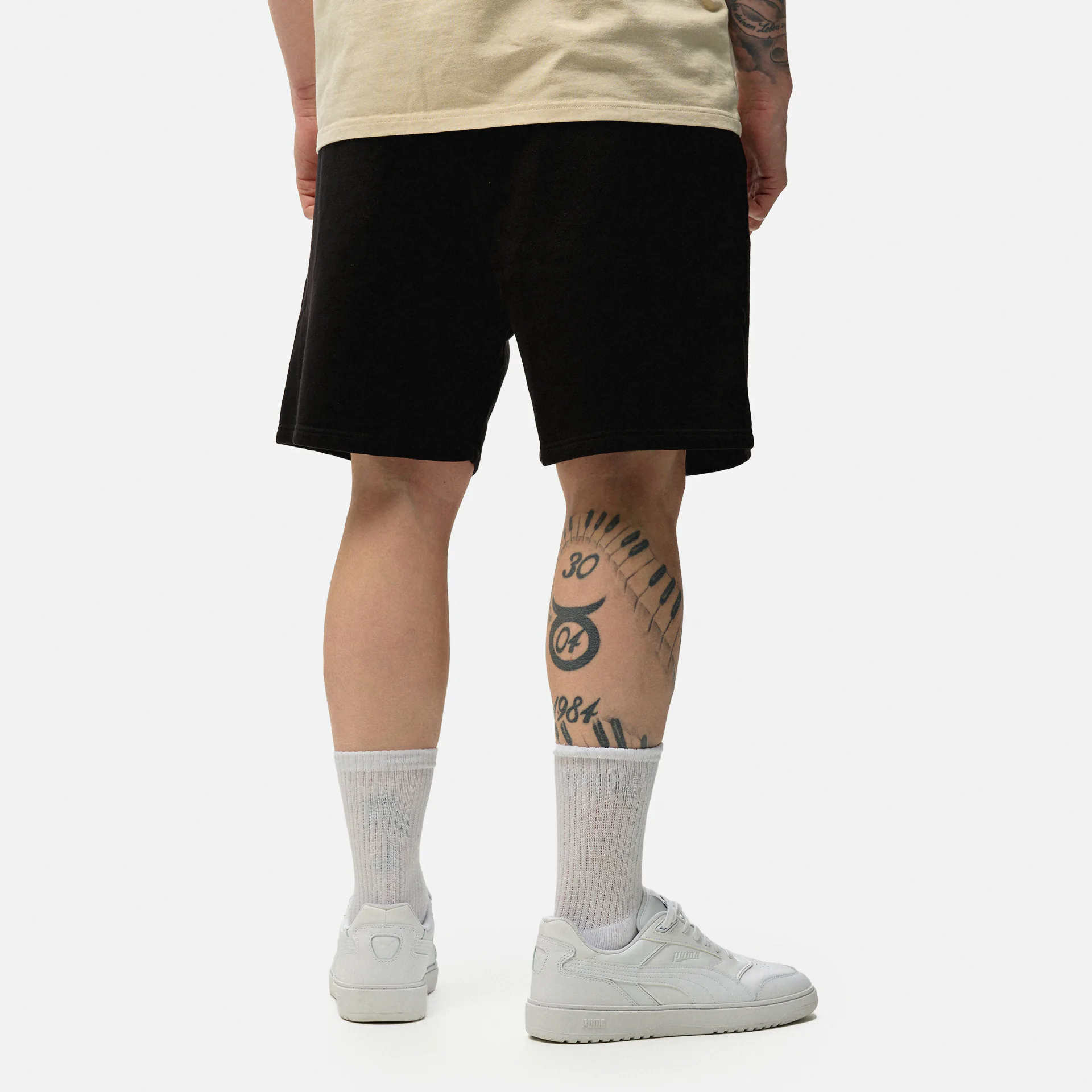 PEGADOR Logo Heavy Sweat Shorts Washed Black/White/Gum