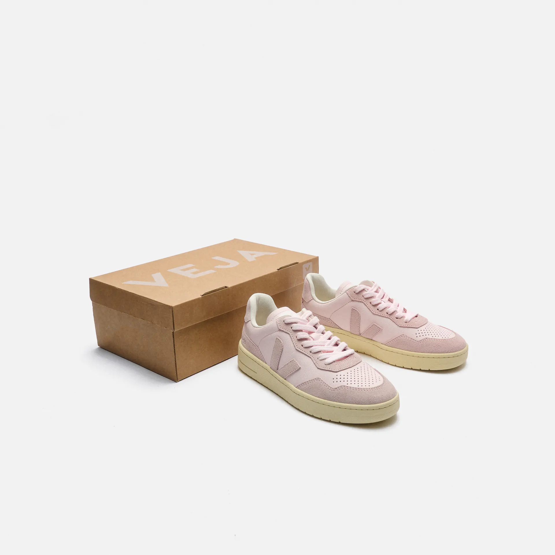 Veja V-90 O.T. Leather Sneaker Lassi/Petale