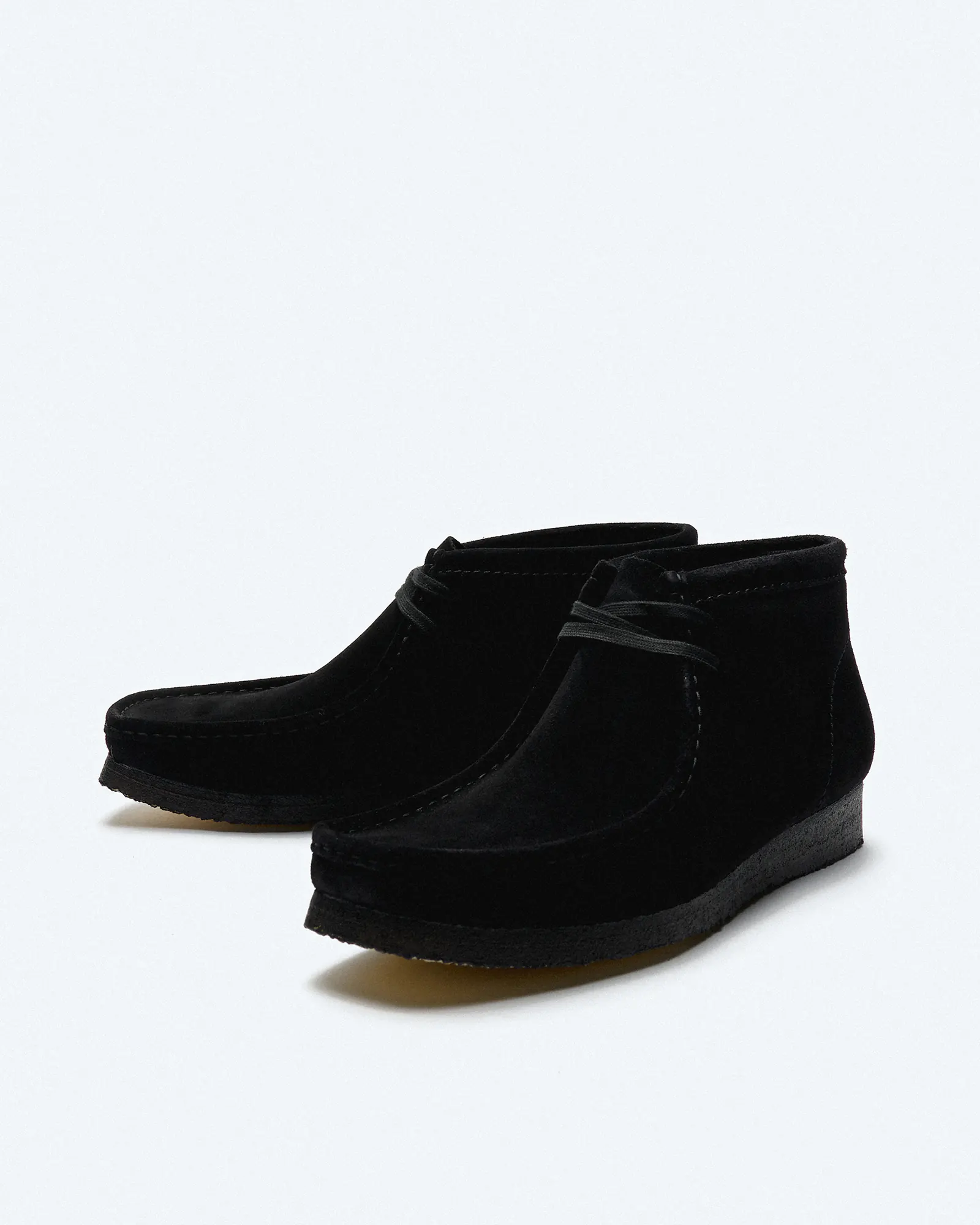 Clarks Men's Wallabee Suede Boots Black