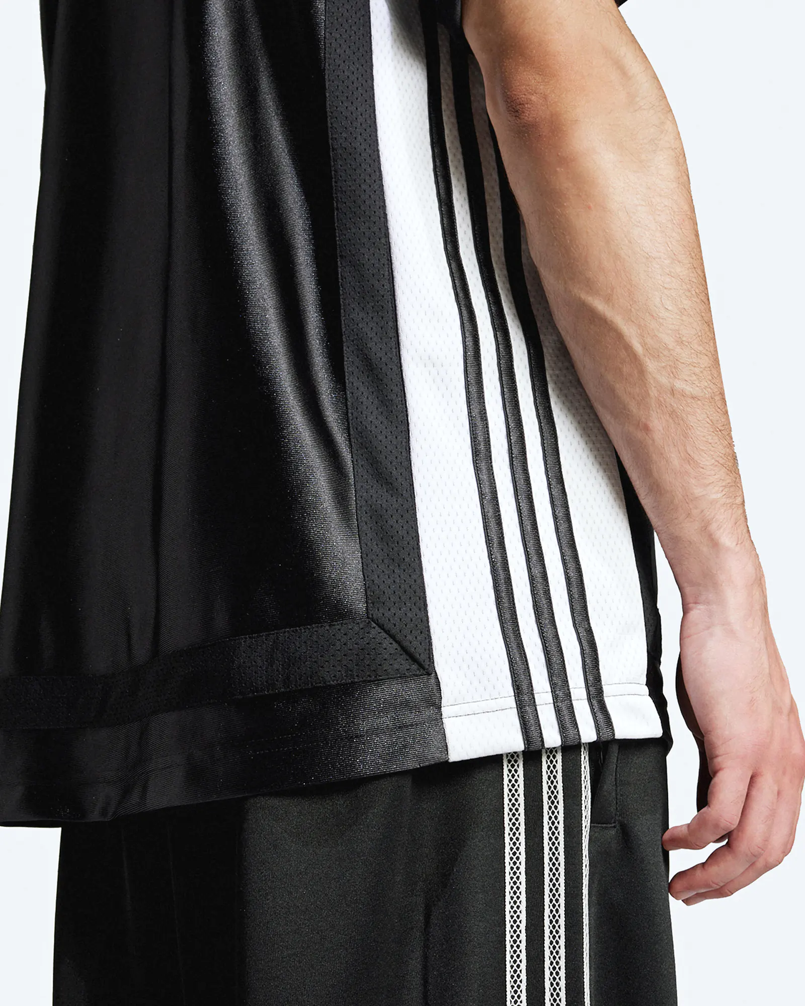 adidas Originals Adibreak T-Shirt Black adidas Originals Adibreak T-Shirt Black