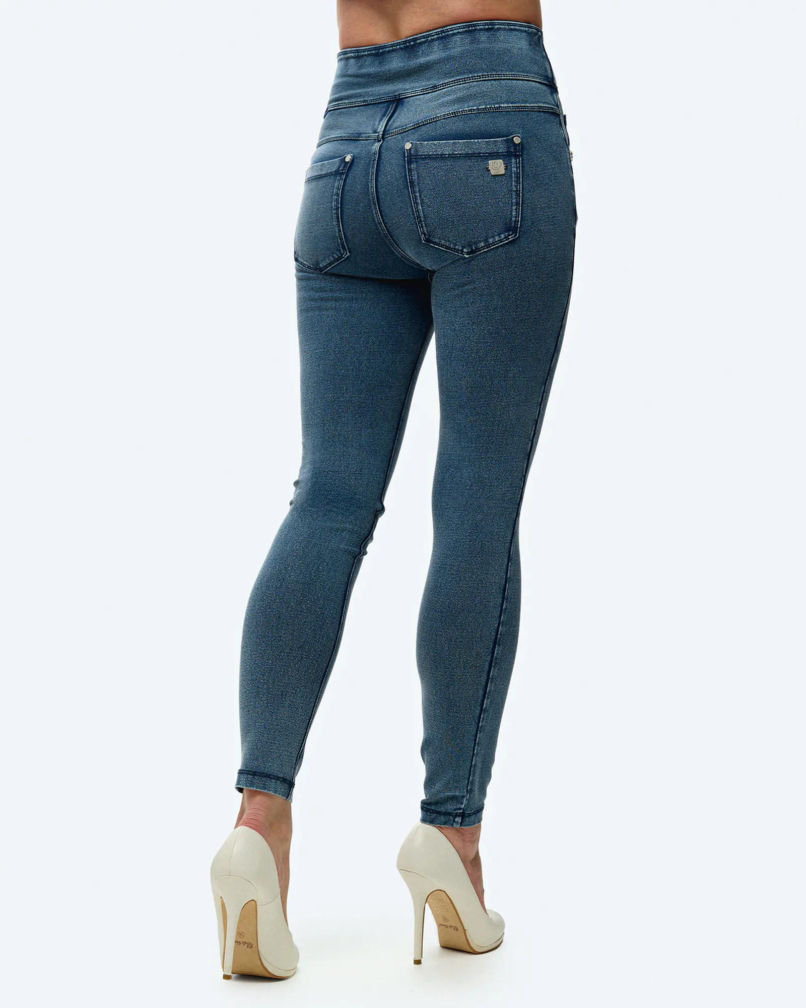Freddy NOW Yoga Medium Waist 7/8 Skinny Jeans Denim Freddy NOW Yoga Medium Waist 7/8 Skinny Jeans Denim