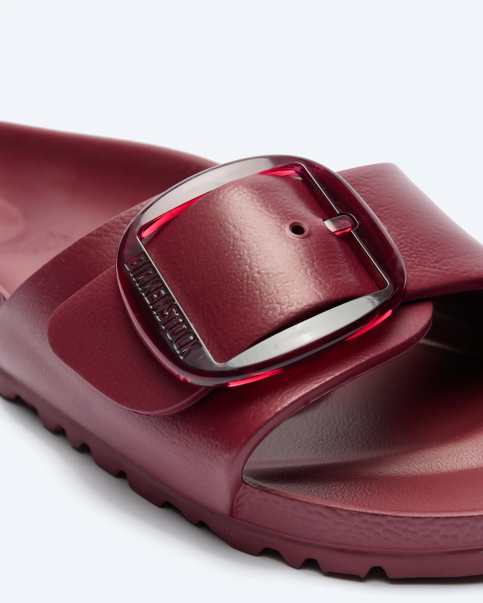 Madrid Big Buckle EVA Women Zinfandel
