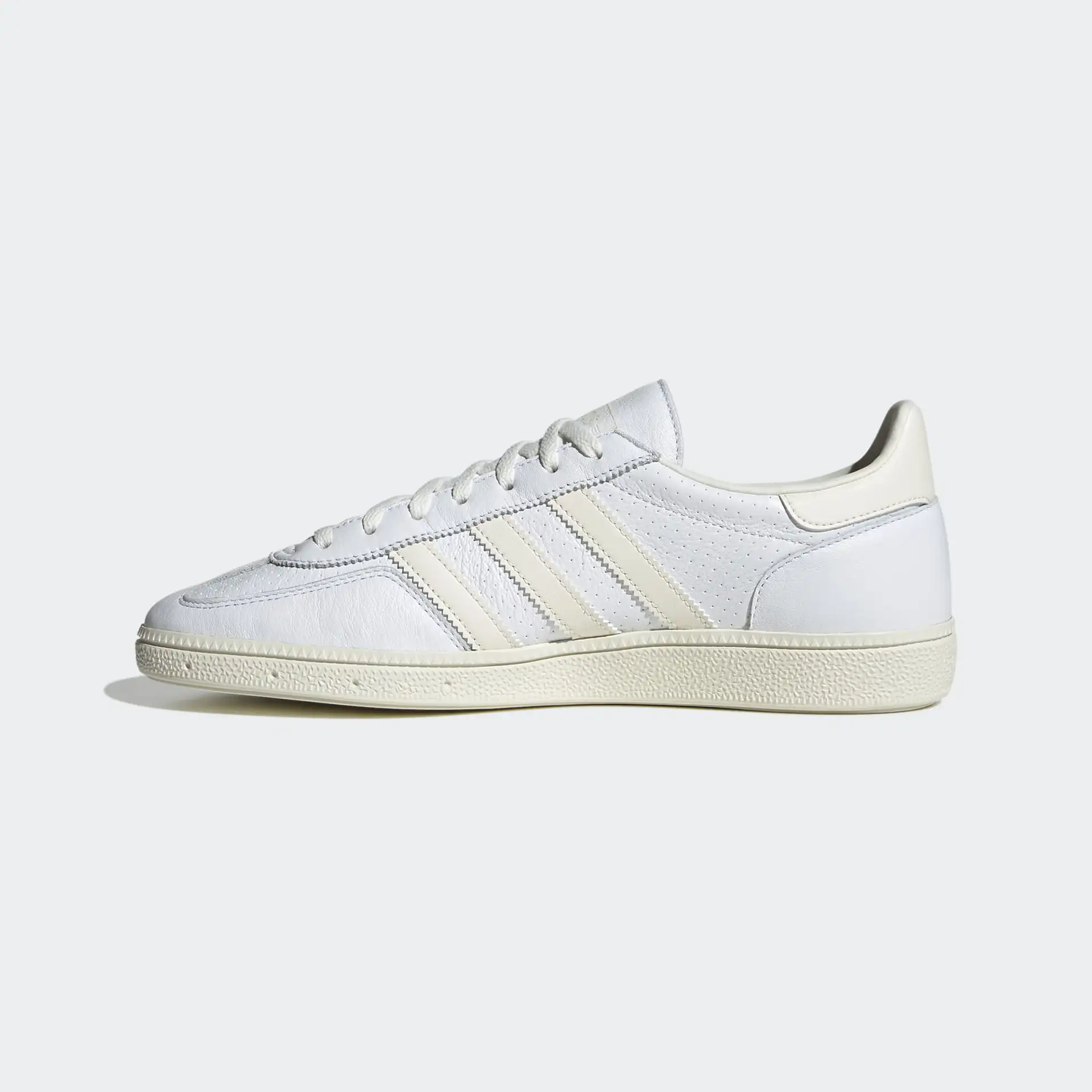 Adidas shoes 90 off white clearance