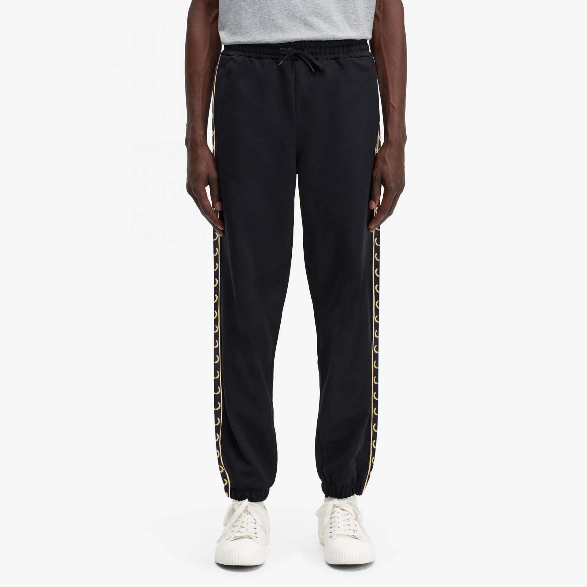 Fred Perry Seasonal Taped Track Pant Black/1964 Gold