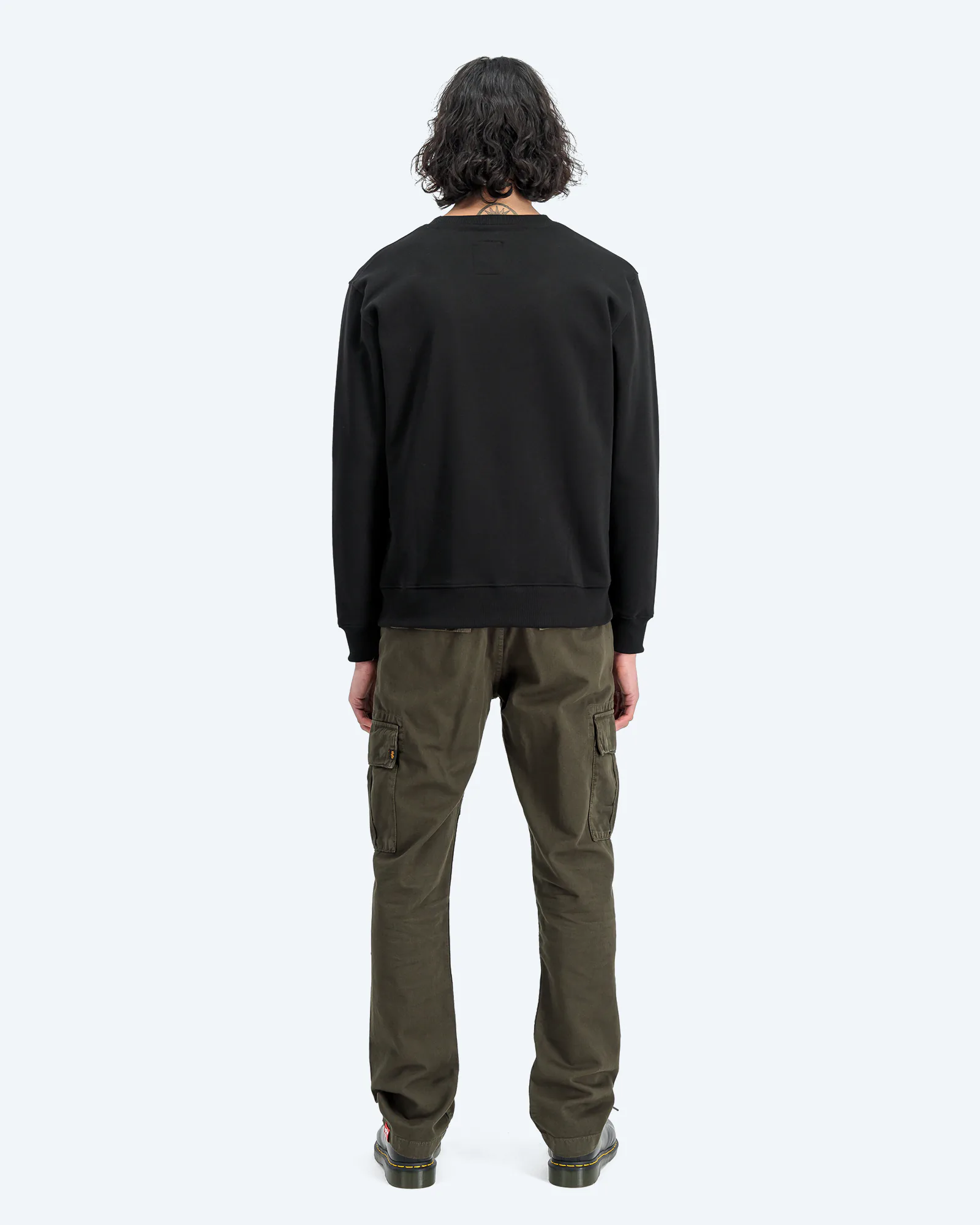 Basic Sweater Small Logo Black