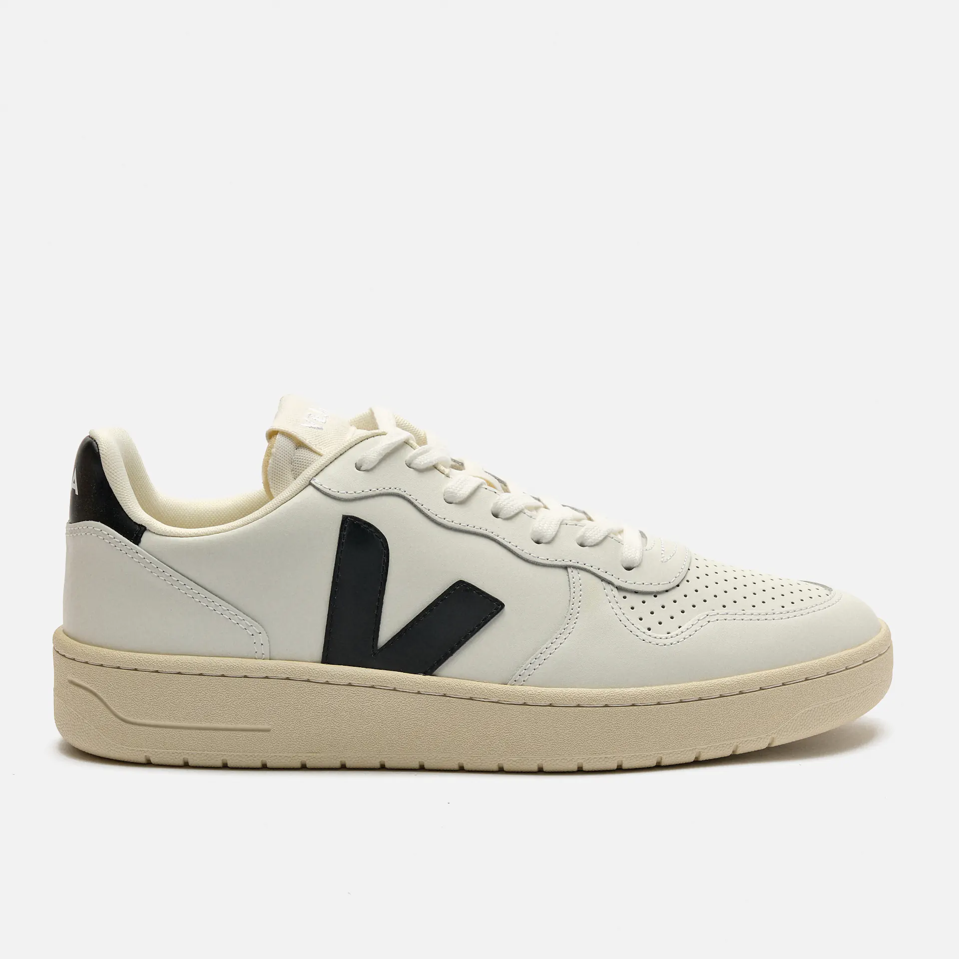 Veja V-10 Men Leather Sneaker Extra White/Black