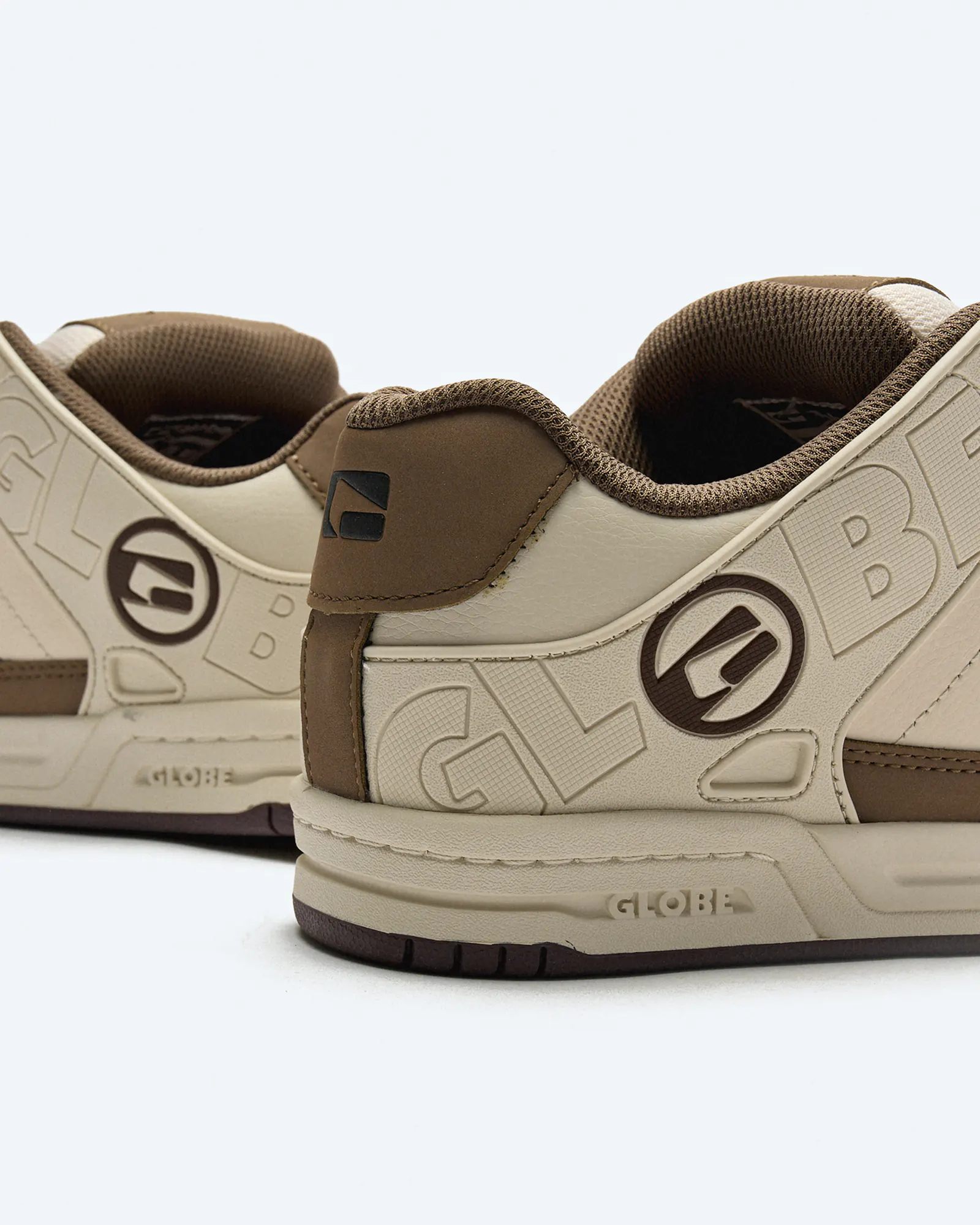 Globe Tilt Sneaker Parchment Globe Tilt Sneaker Parchment