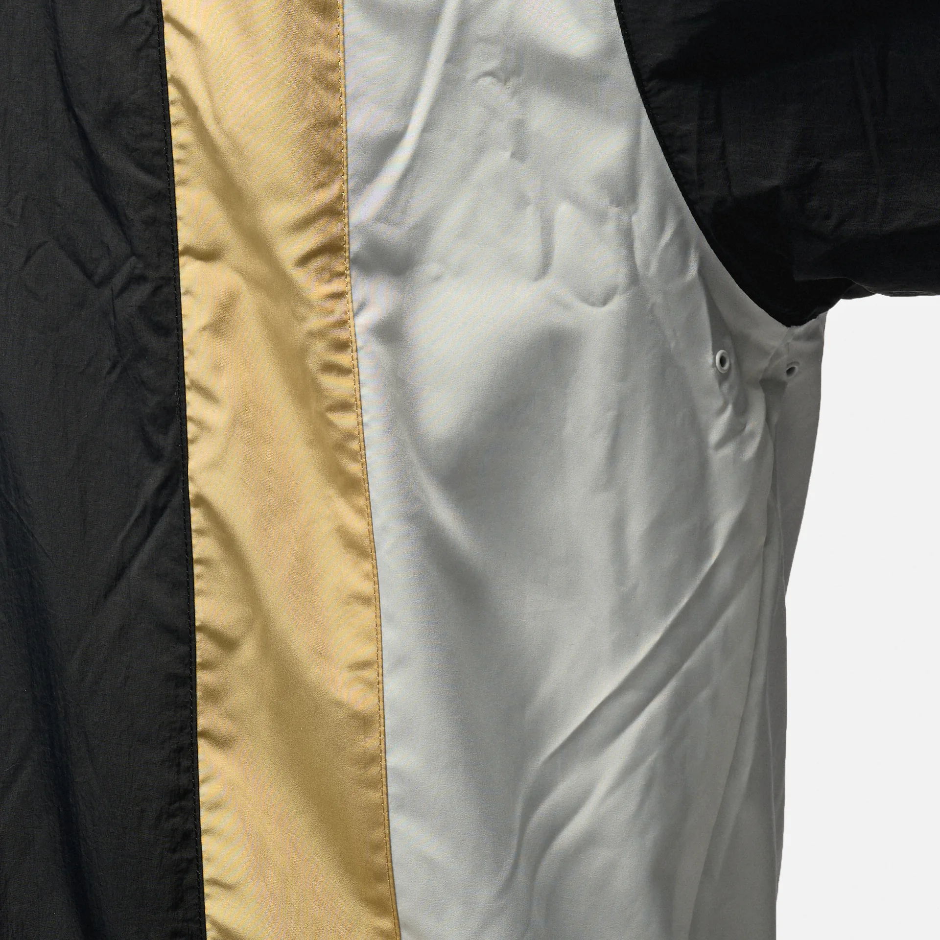 Lacoste Lightweight Showerproof Colorblock Track Jacket Noir/Croissant-Farine