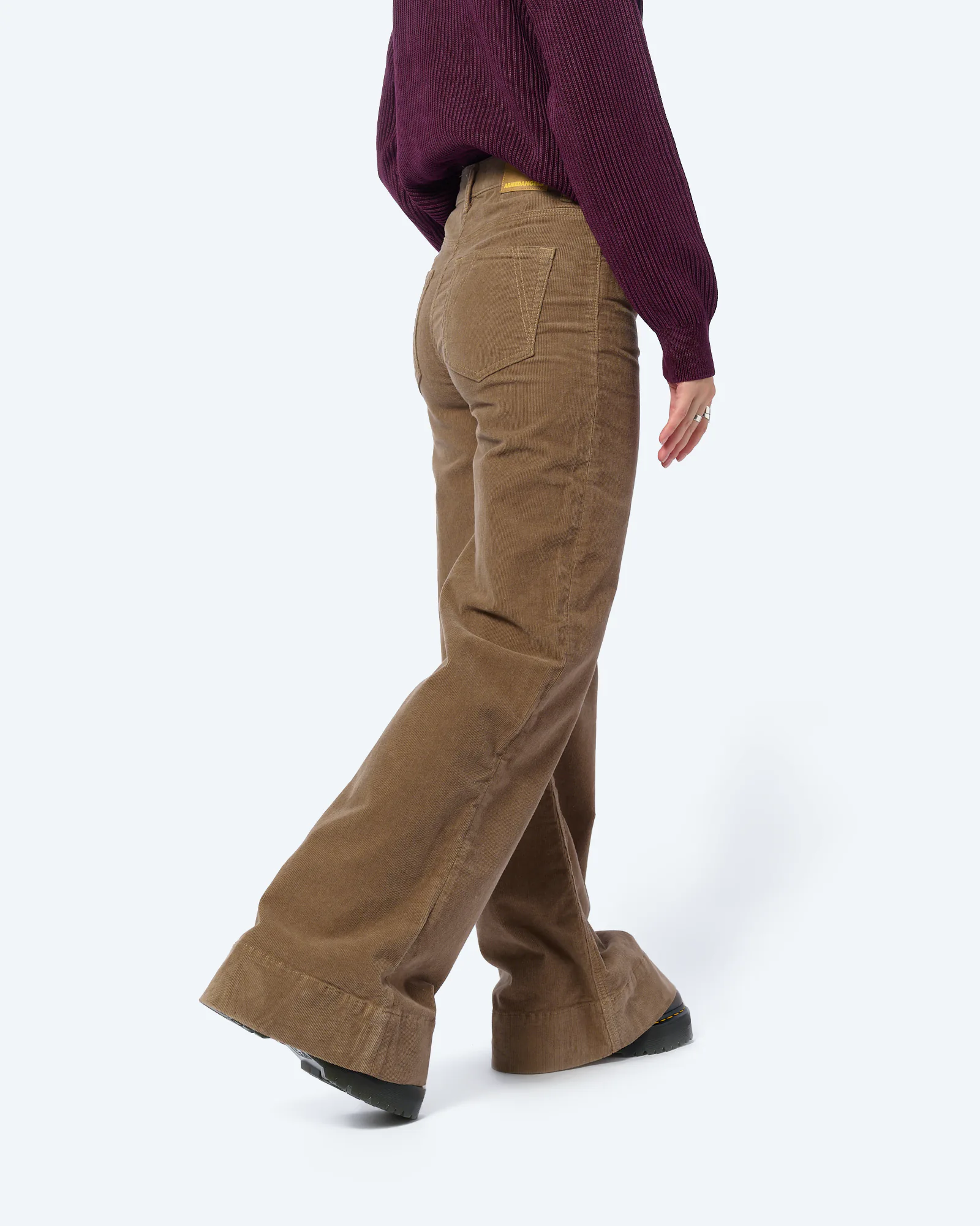 ARMEDANGELS MURLIAA CORDUROY Pants Walnut Cream