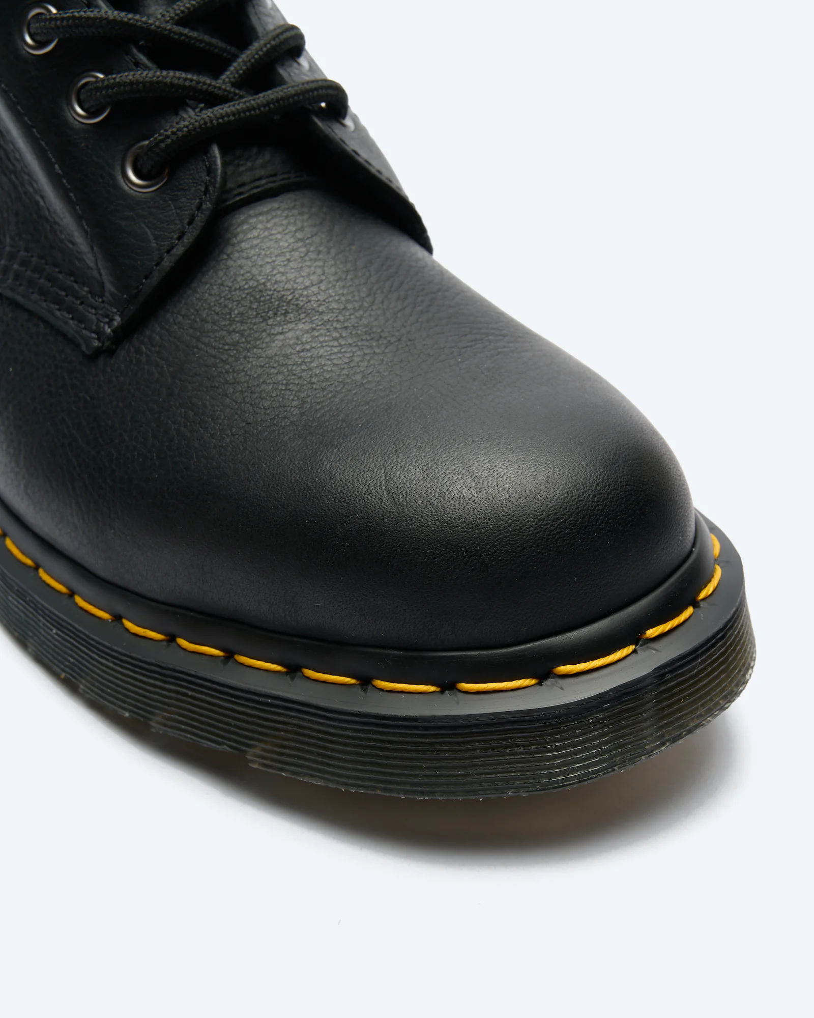 1460 Pascal Ambassador Black