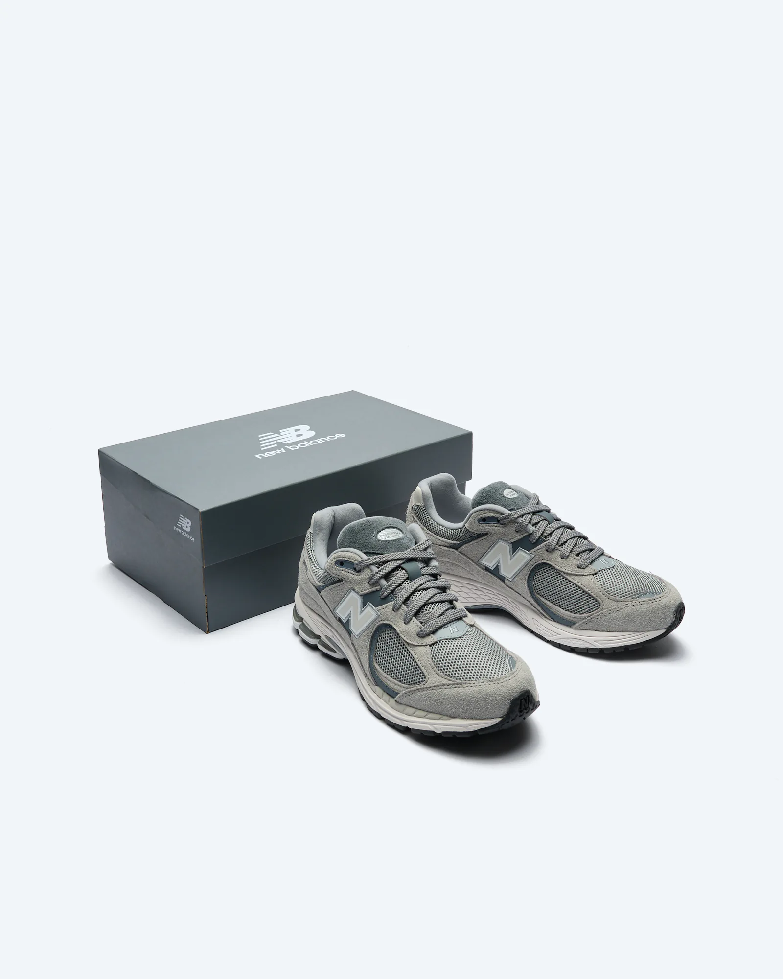 2002R Sneaker Steel