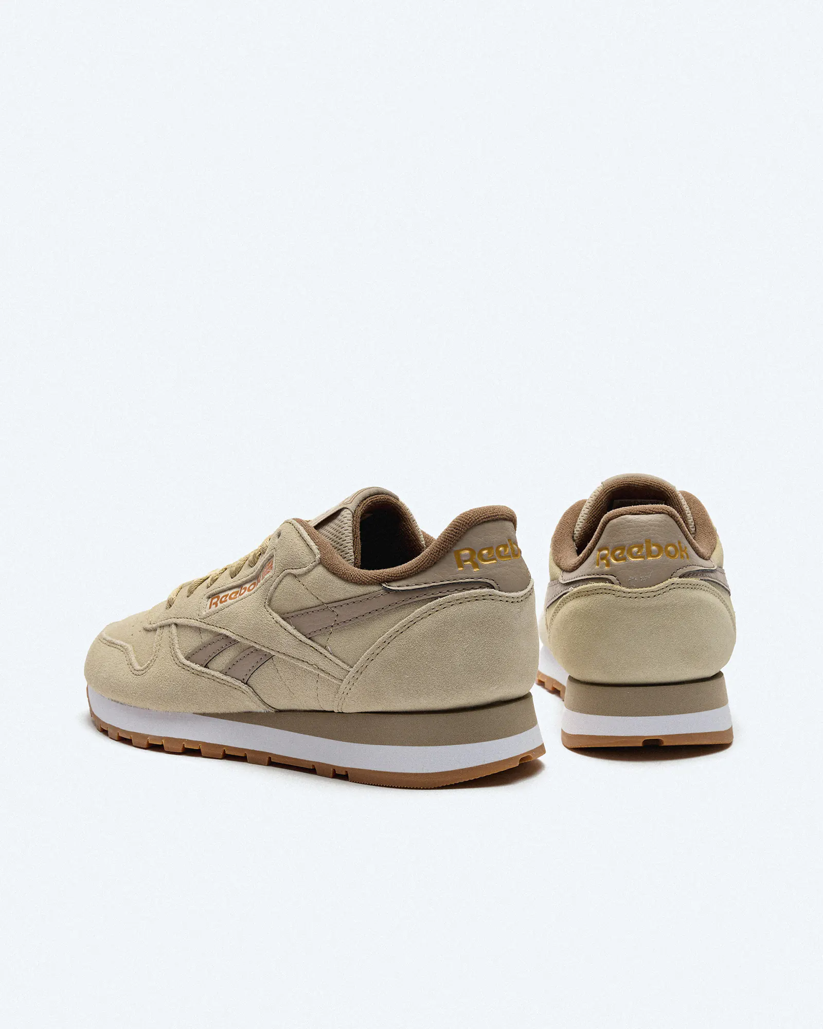 Reebok Classic Leather Sneaker Classic Beige/Classic Beige/Ash Reebok Classic Leather Sneaker Classic Beige/Classic Beige/Ash
