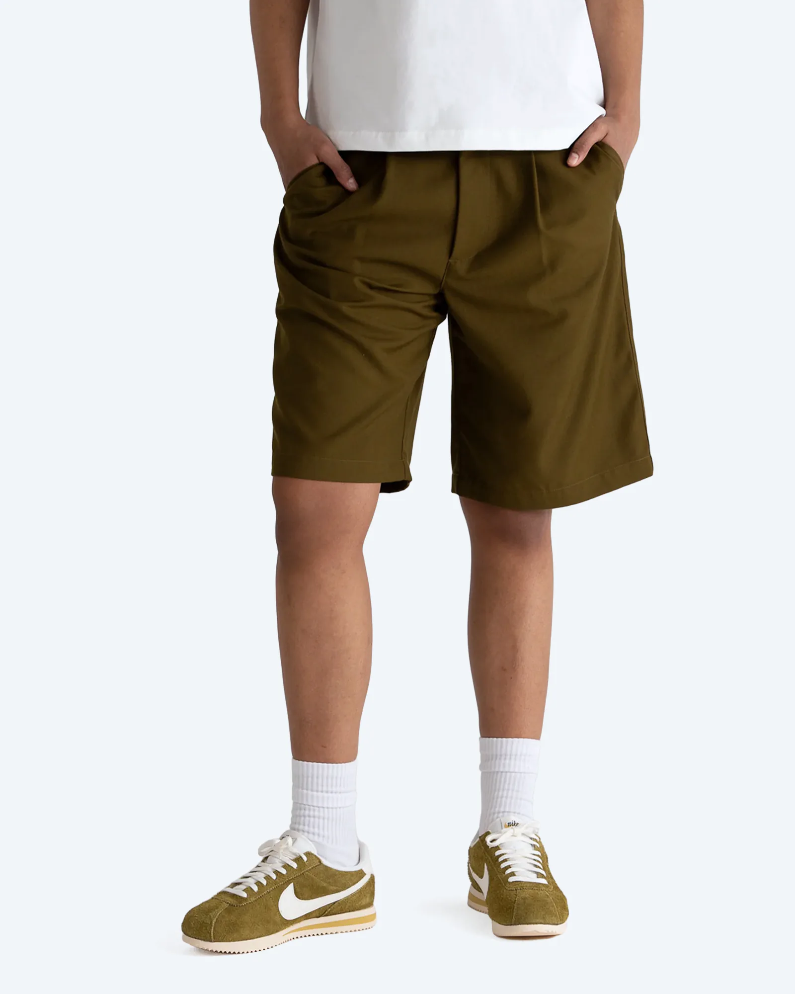 Prohibited Pleated Shorts Khaki