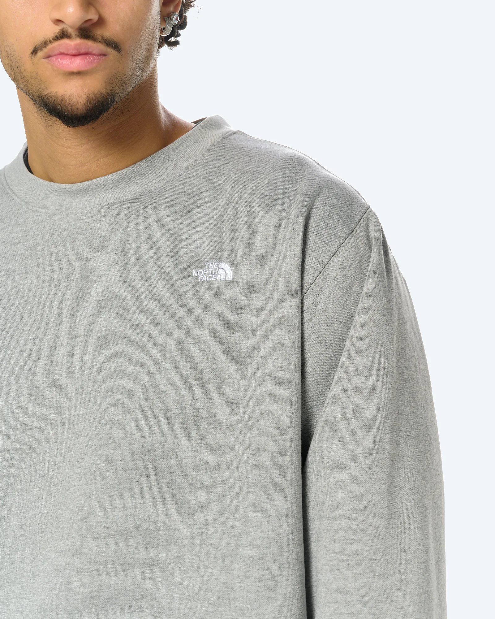 M Essential Simple Dome Relax Crew TNF Pale Grey Heather