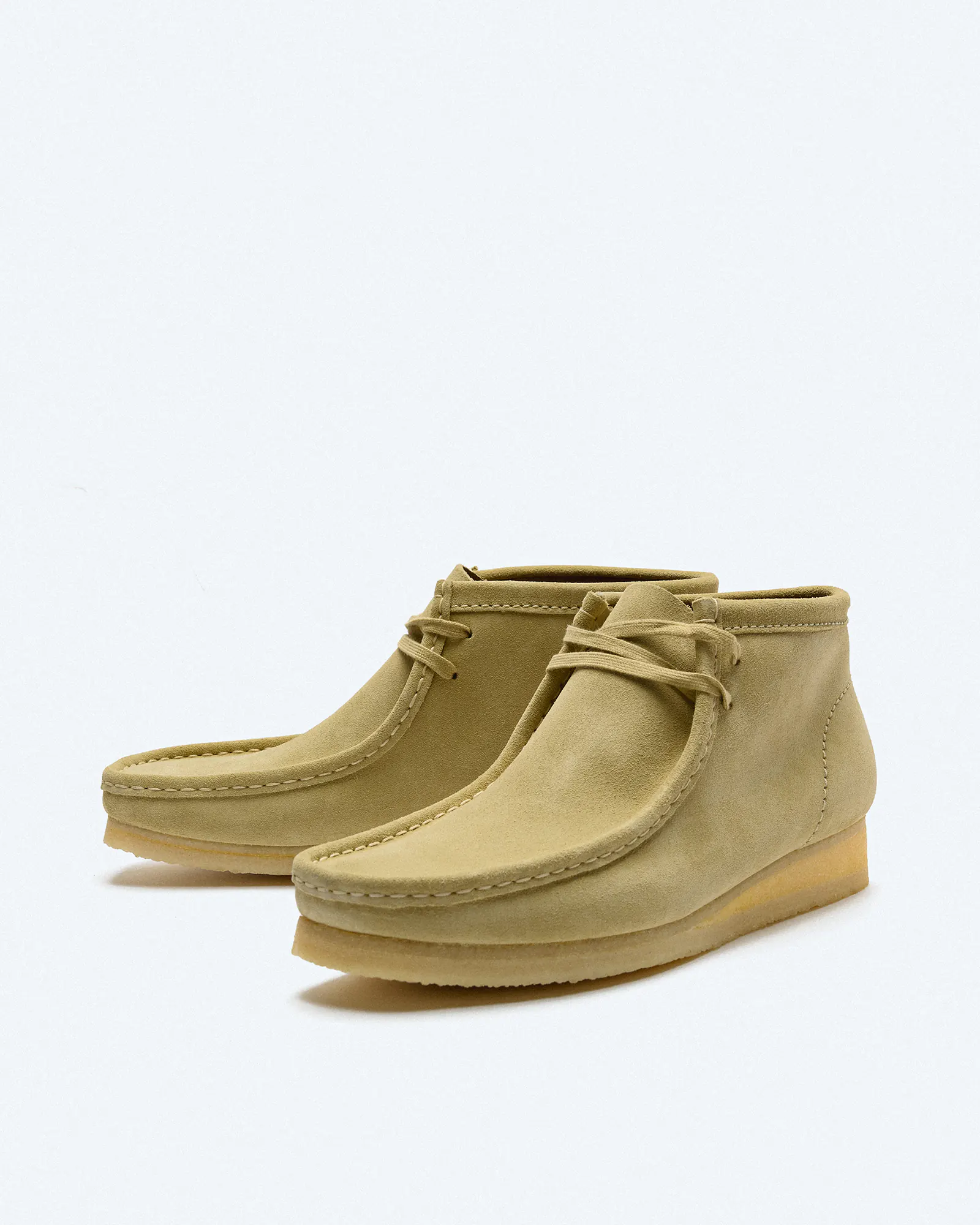 Clarks Men's Wallabee Suede Boots Maple