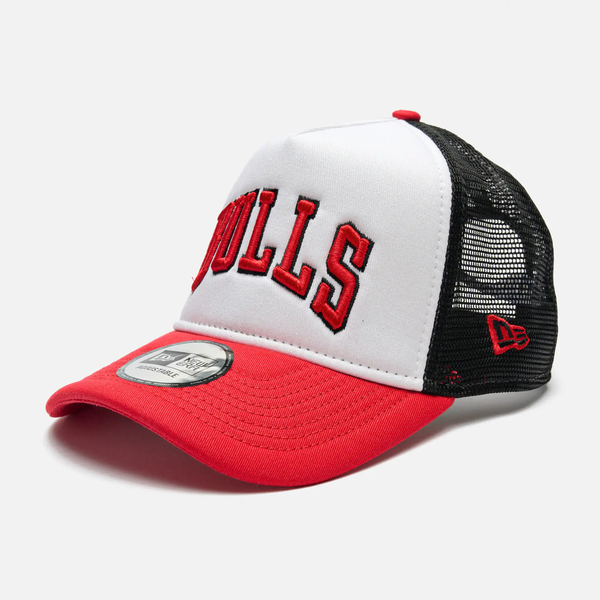 New Era MLB Chicago Bulls Team Colour Block Trucker Cap White/Red/Black