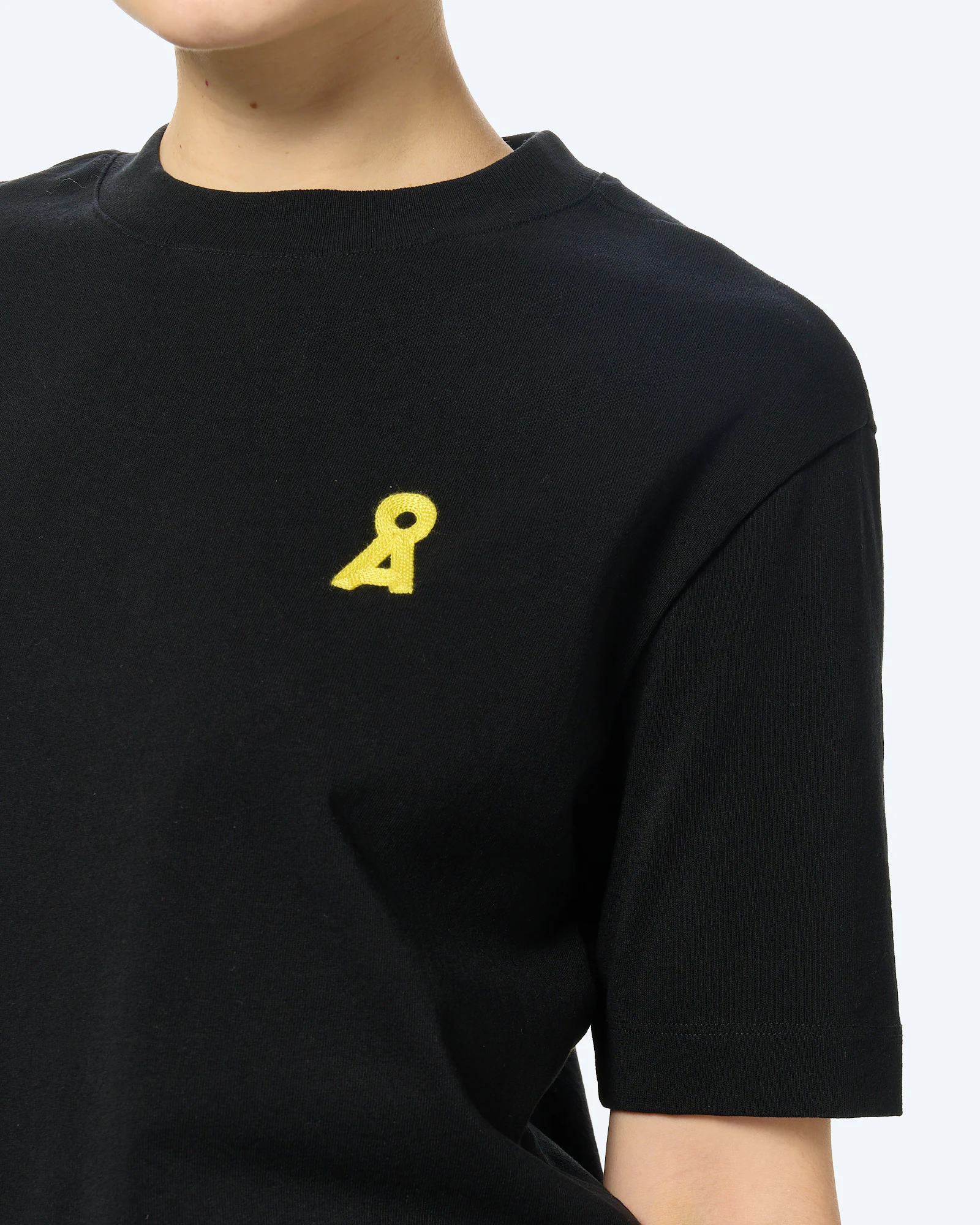 ICONIC Å TARJAA T-Shirt Black