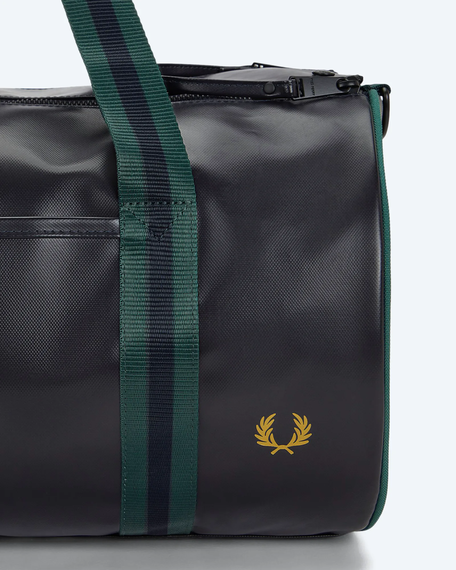 Classic Barrel Bag Navy/Grassroots