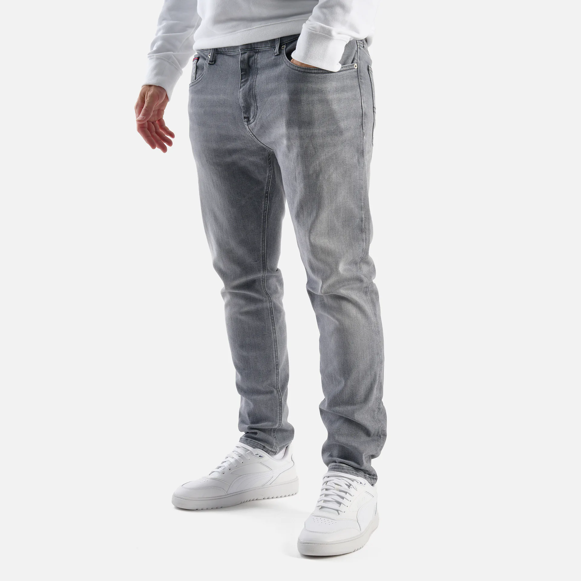 Tommy Jeans Austin Slim Tapered Fit Denim Black