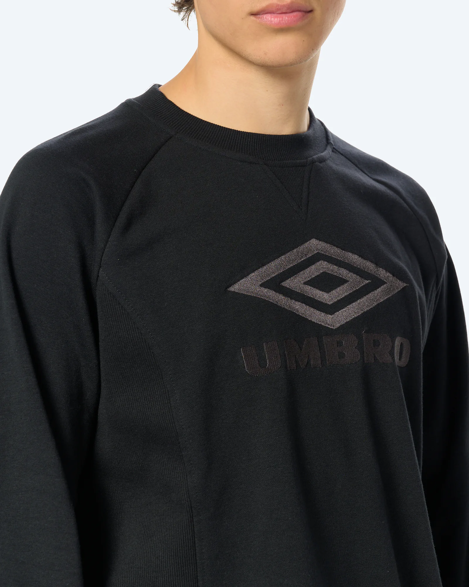 Umbro Iconic Sweat Black/Volcanic Ash