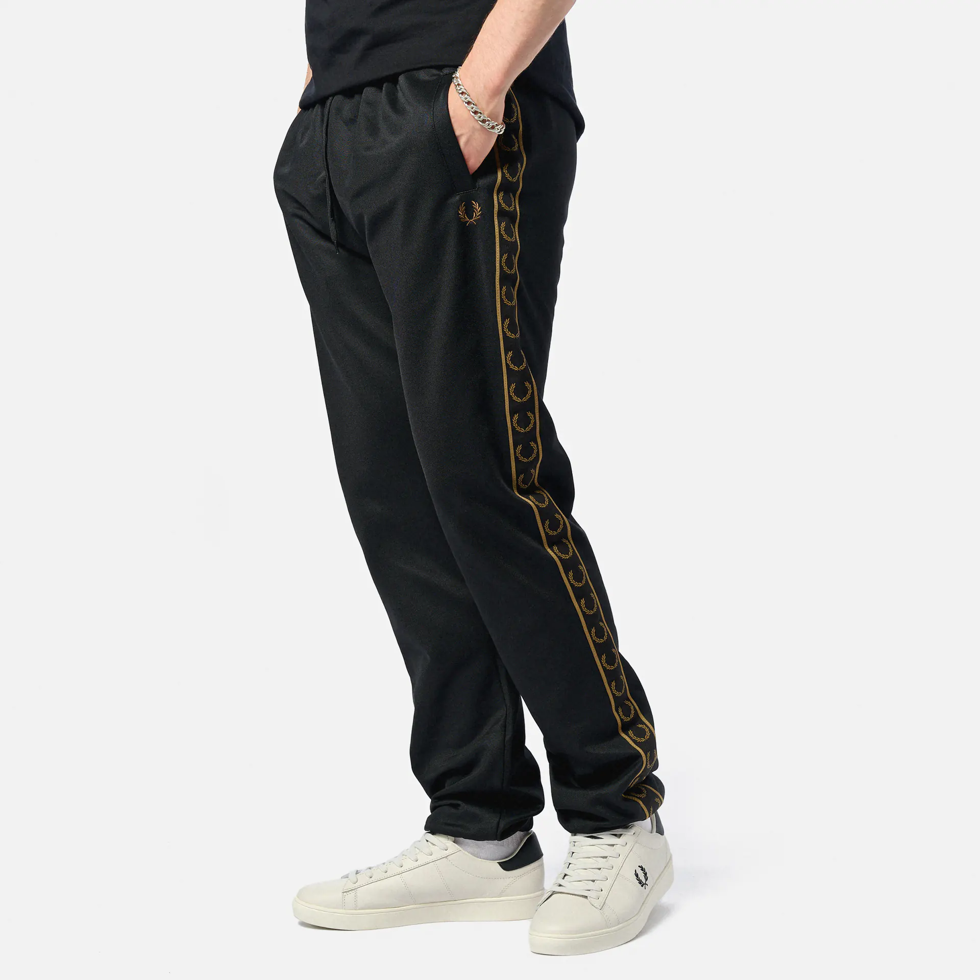 Fred Perry Contrast Tape Track Pant Black/Shaded Stone