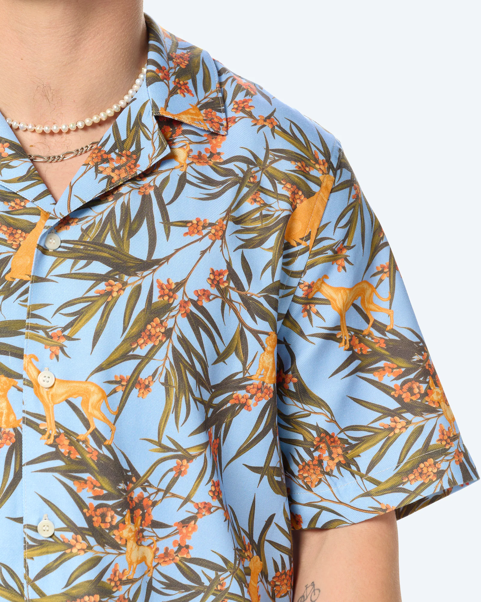 ARMEDANGELS AOP Dog Shortsleeve Shirt Wedgwood