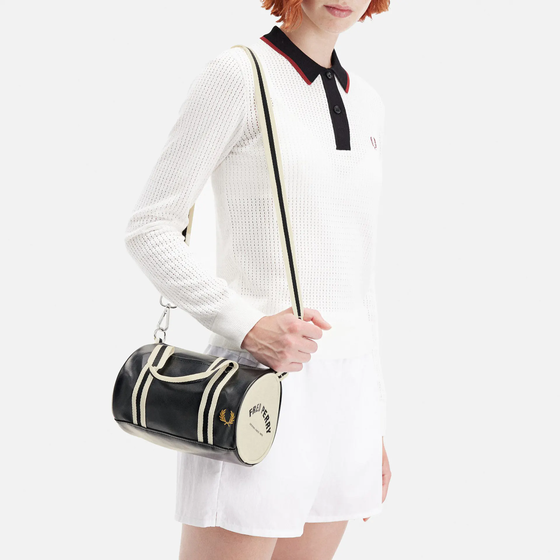 Fred Perry Classic Mini Barrel Bag Black/Ecru Fred Perry Classic Mini Barrel Bag Black/Ecru