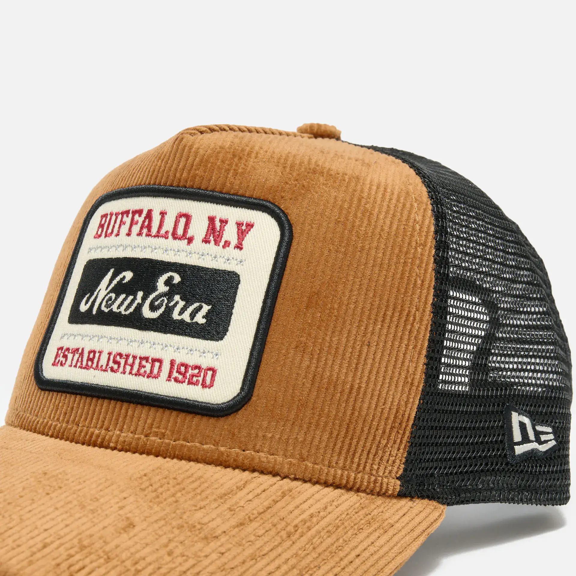 New Era Food 9Forty Cord Trucker Cap Dark Beige TPNBLK