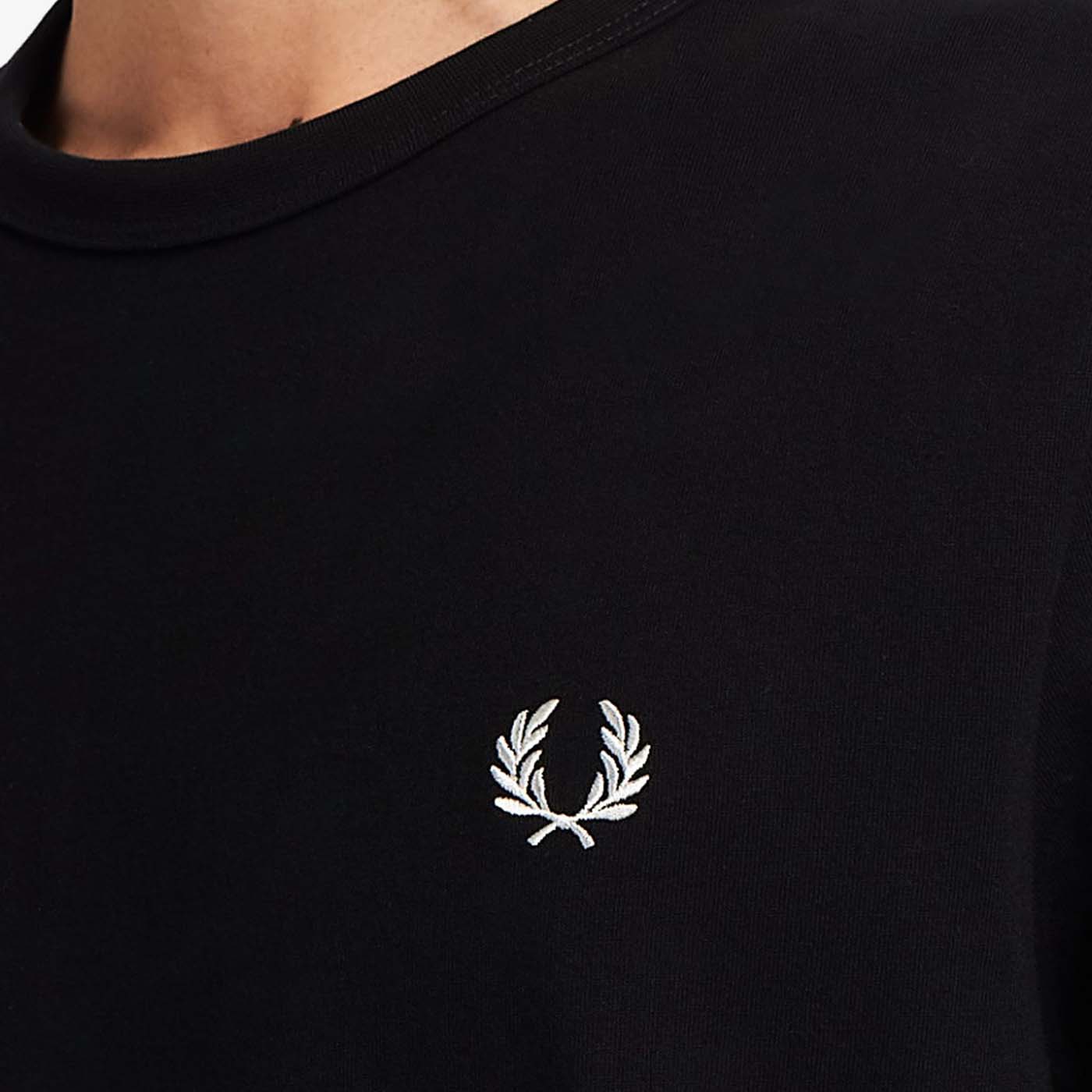 Fred Perry Laurel Wreath Longsleeve Black