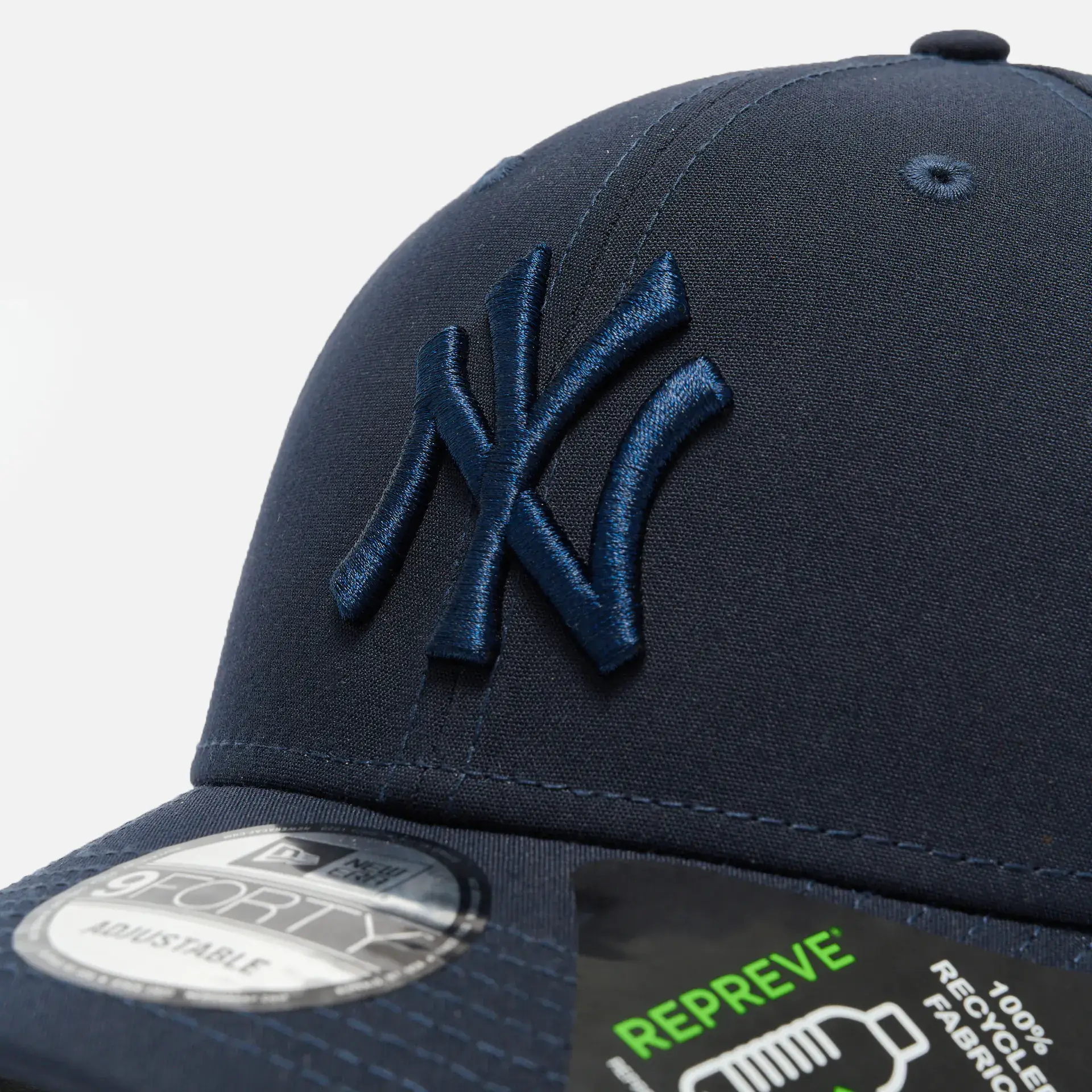 New Era MLB NY Yankees Repreve 9Forty Strapback Cap Navy/Navy