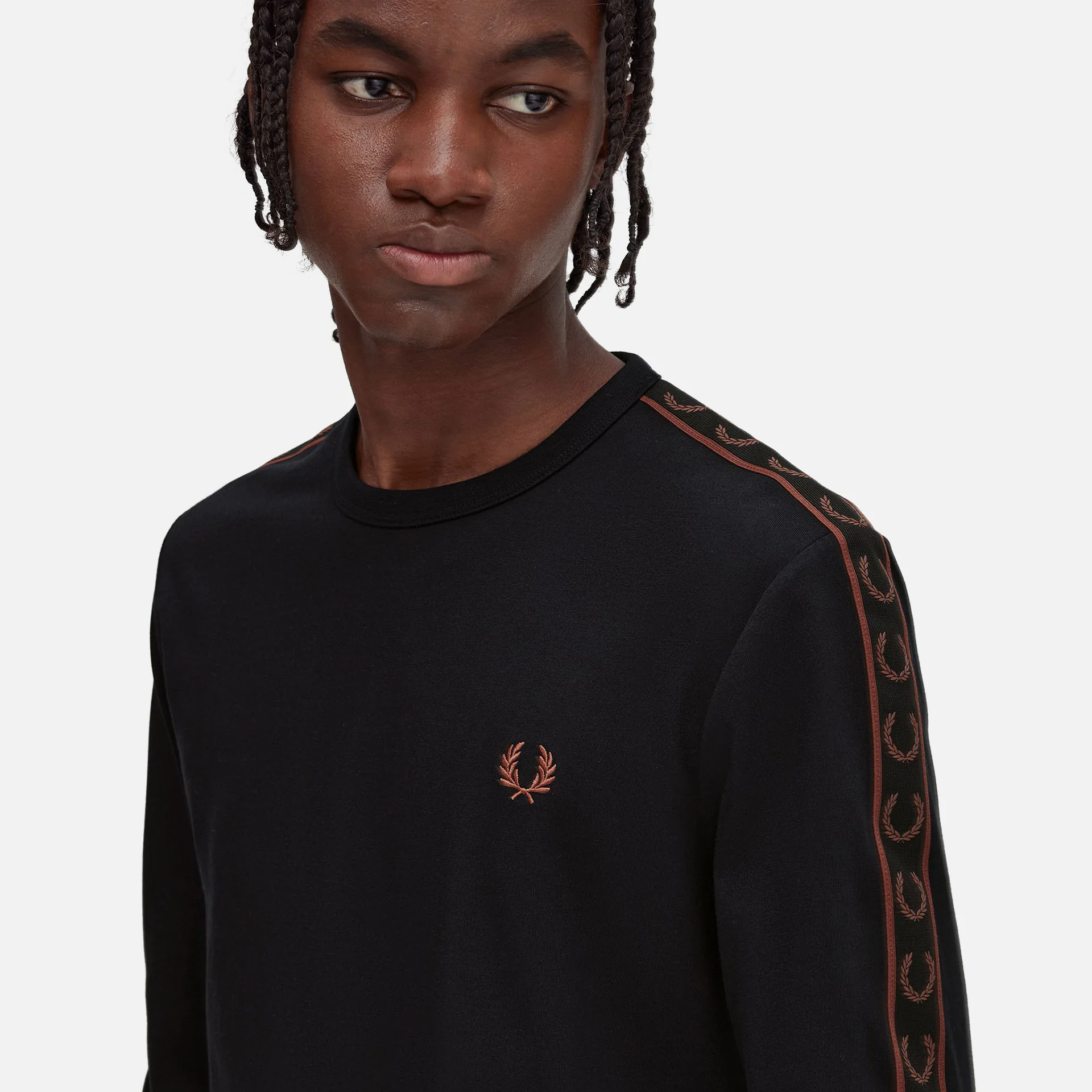 Fred Perry Laurel Taped Longsleeve Black/Whiskey Brown