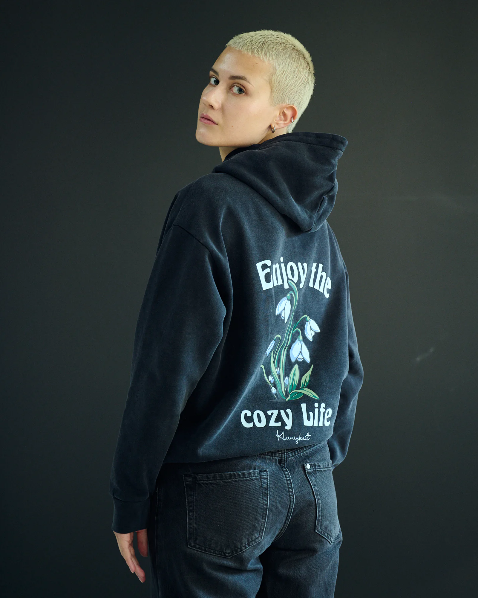 Kleinigkeit Cozy Life Hoodie Black Dyed
