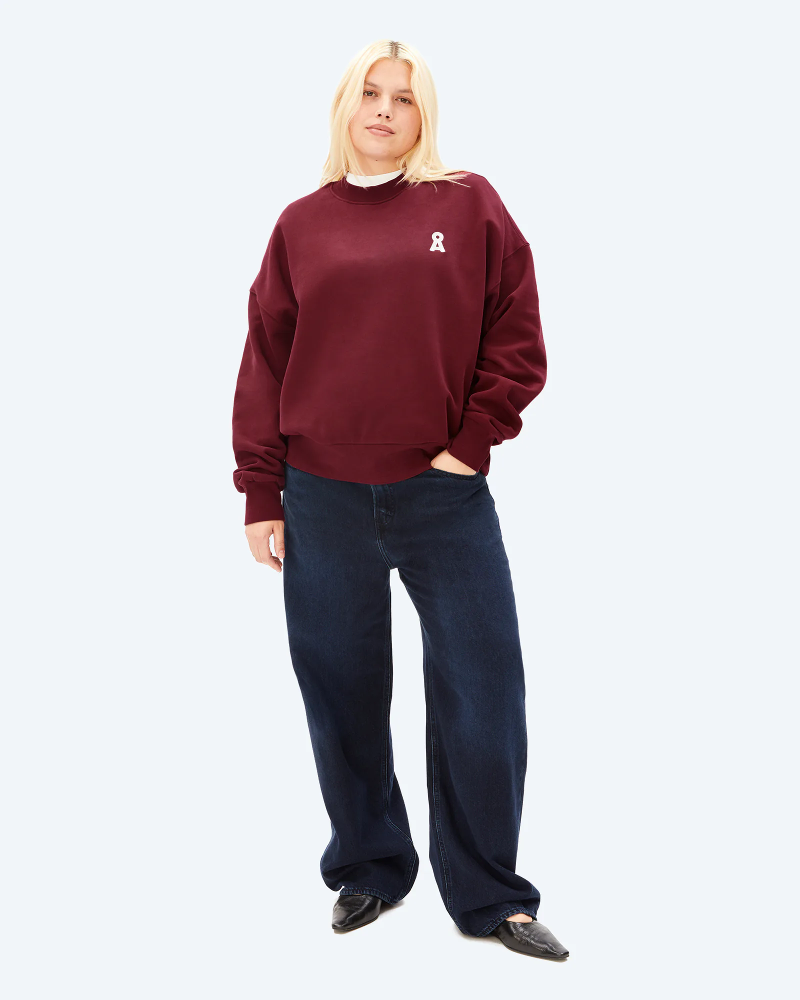 ICONIC Å ALIZAA Velvet Red