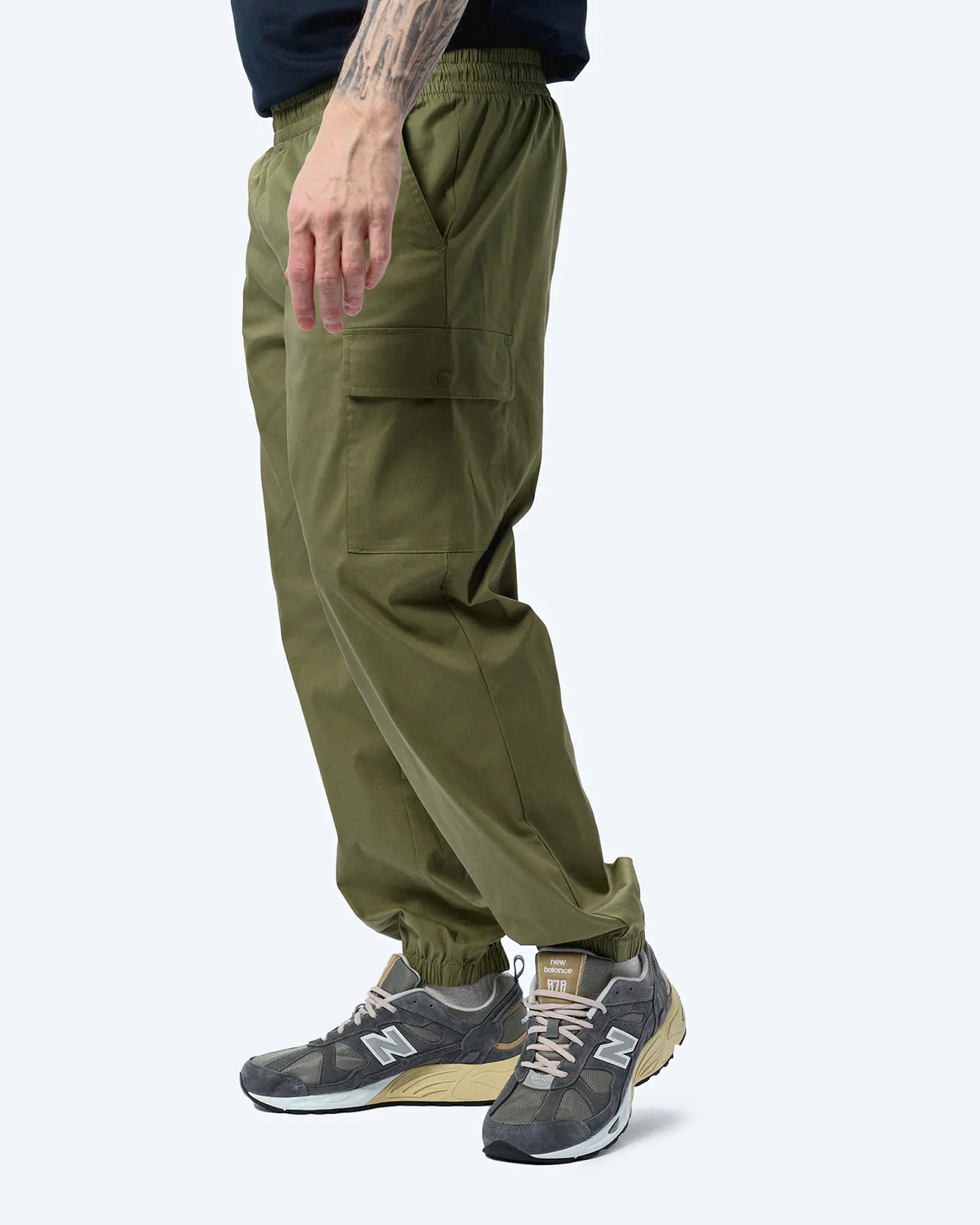 New Balance Twill Cargo Jogger Dark Olive New Balance Twill Cargo Jogger Dark Olive