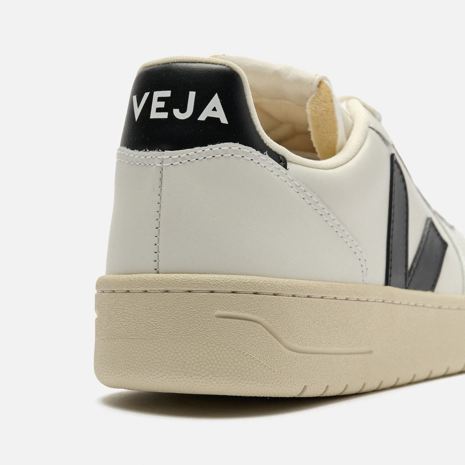 Veja Women V-10 Prime Leather Sneaker Extra-White/Black